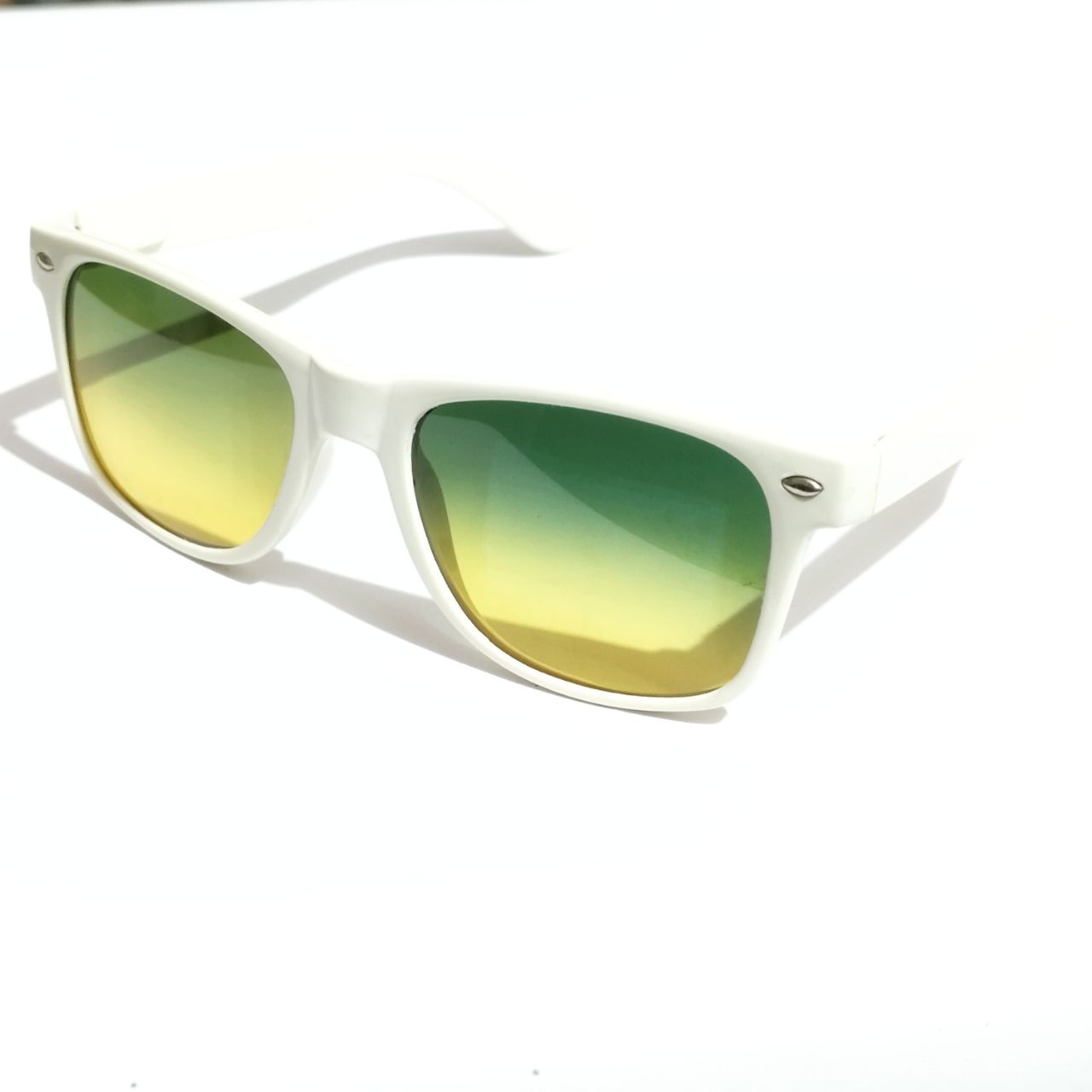 Classic White Square Gradient Sunglasses for Men & Women - Day to Night Transition Lenses for Driving, Beach, and Outdoor Activities