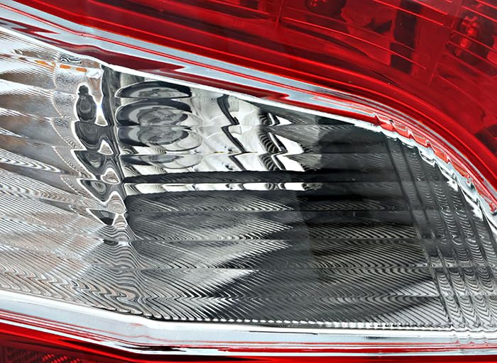 Nissan Maxima Tail Lights Lamps Set - Left & Right Pair for 2009 2010 2011 Models - Perfect for Night Driving & Enhanced Vehicle Safety