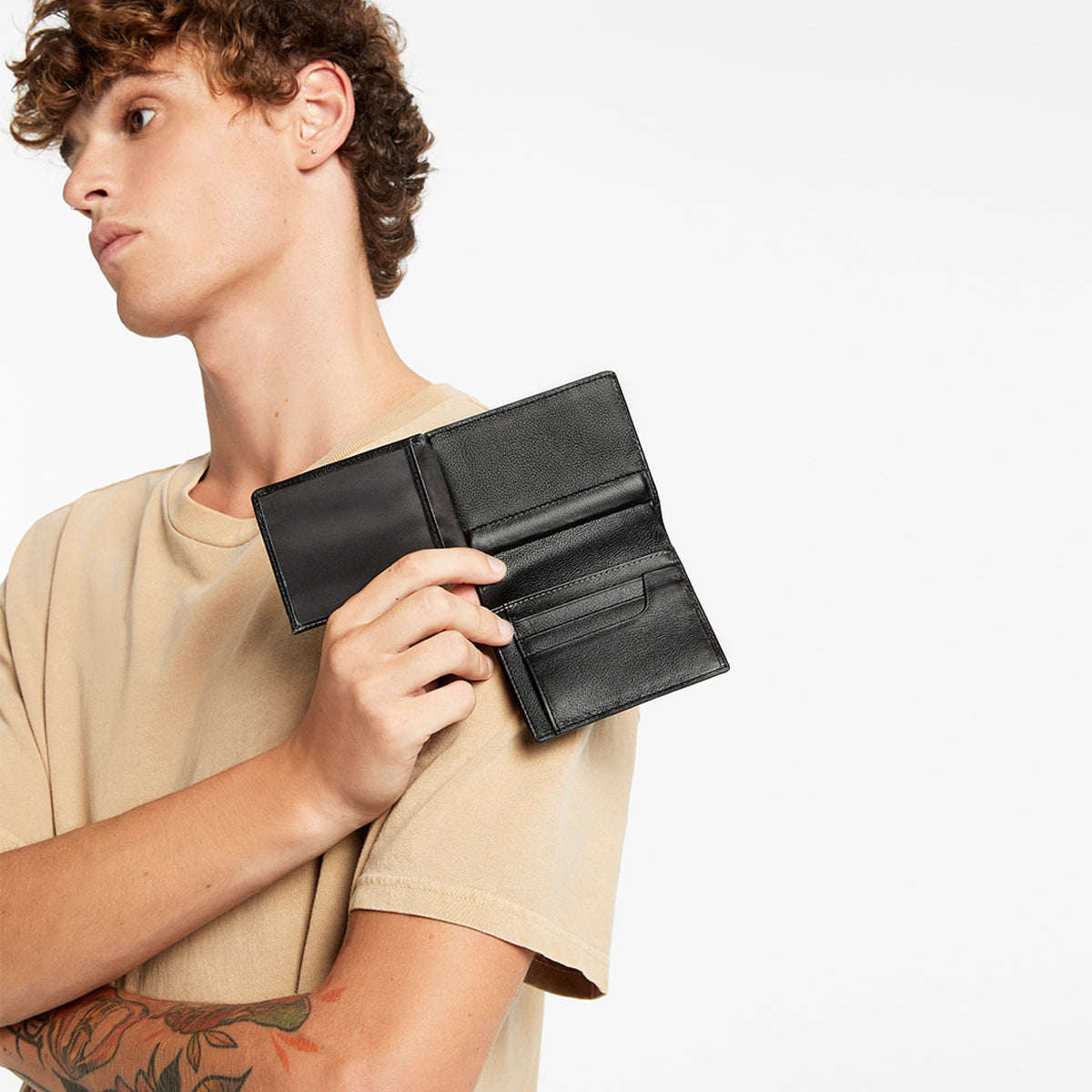 Nathaniel Genuine Leather Wallet for Men - Slim RFID Blocking Bifold Wallet with Money Clip - Perfect for Everyday Use, Travel & Gifting