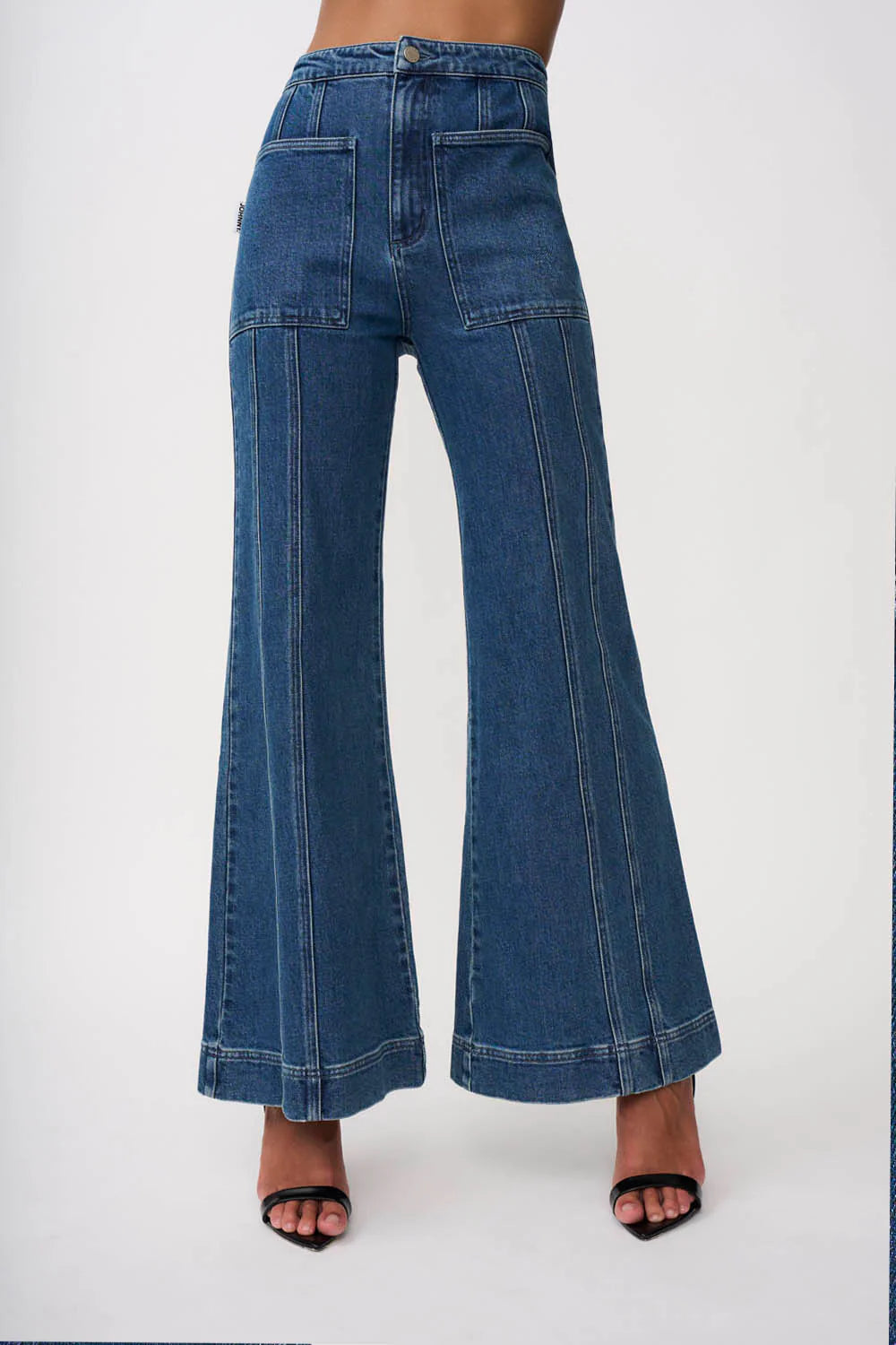 Della Women's Denim Wide Leg Jeans - Blue Wash Distressed High Waist Comfortable Stretch for Casual Outfits & Everyday Wear