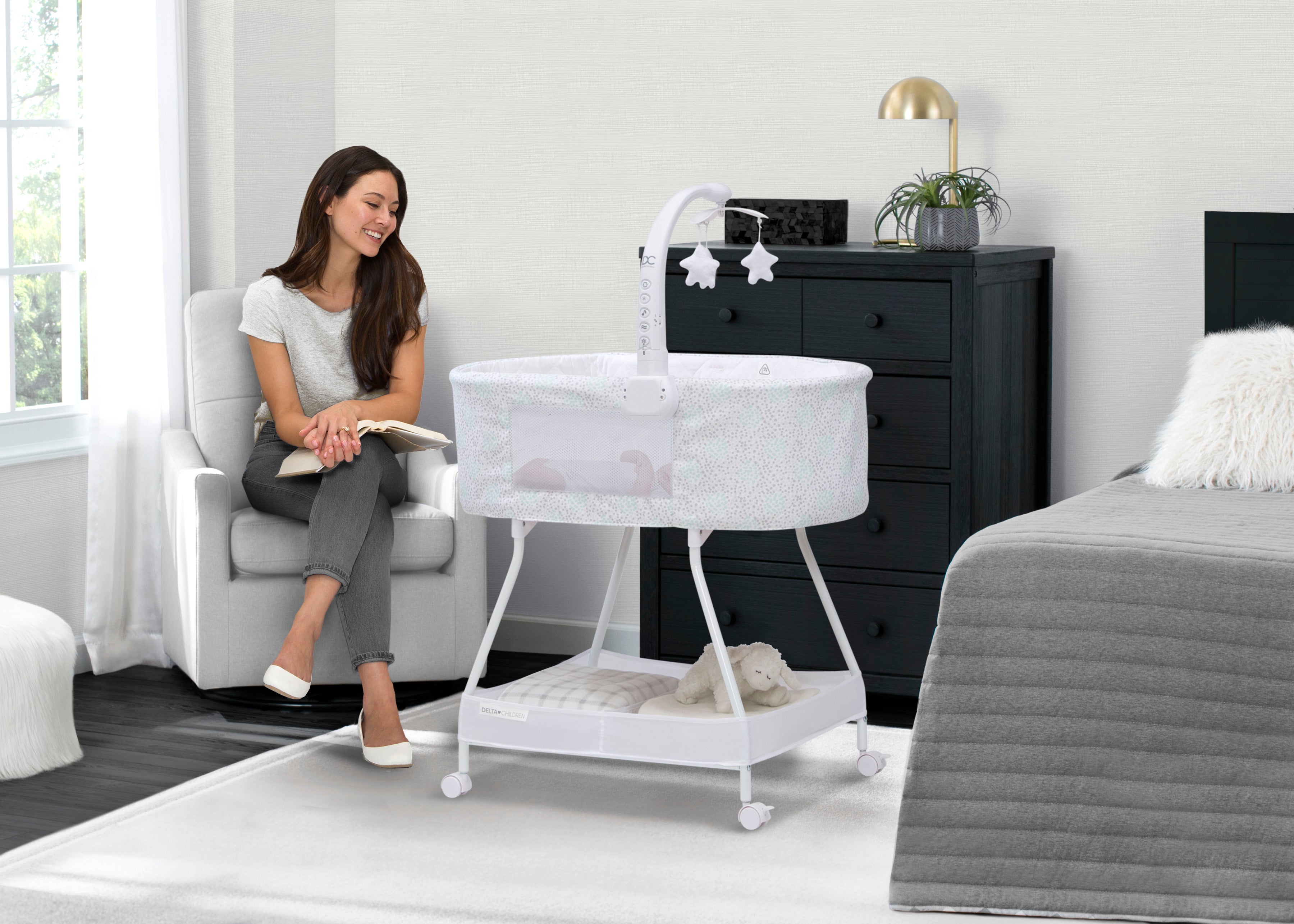 Sweet Slumber Bassinet - Portable Baby Crib for Newborns & Infants | Lightweight & Breathable Mesh Design | Perfect for Nursery, Bedroom & Travel | Safe Sleep Solution for 0-6 Months
