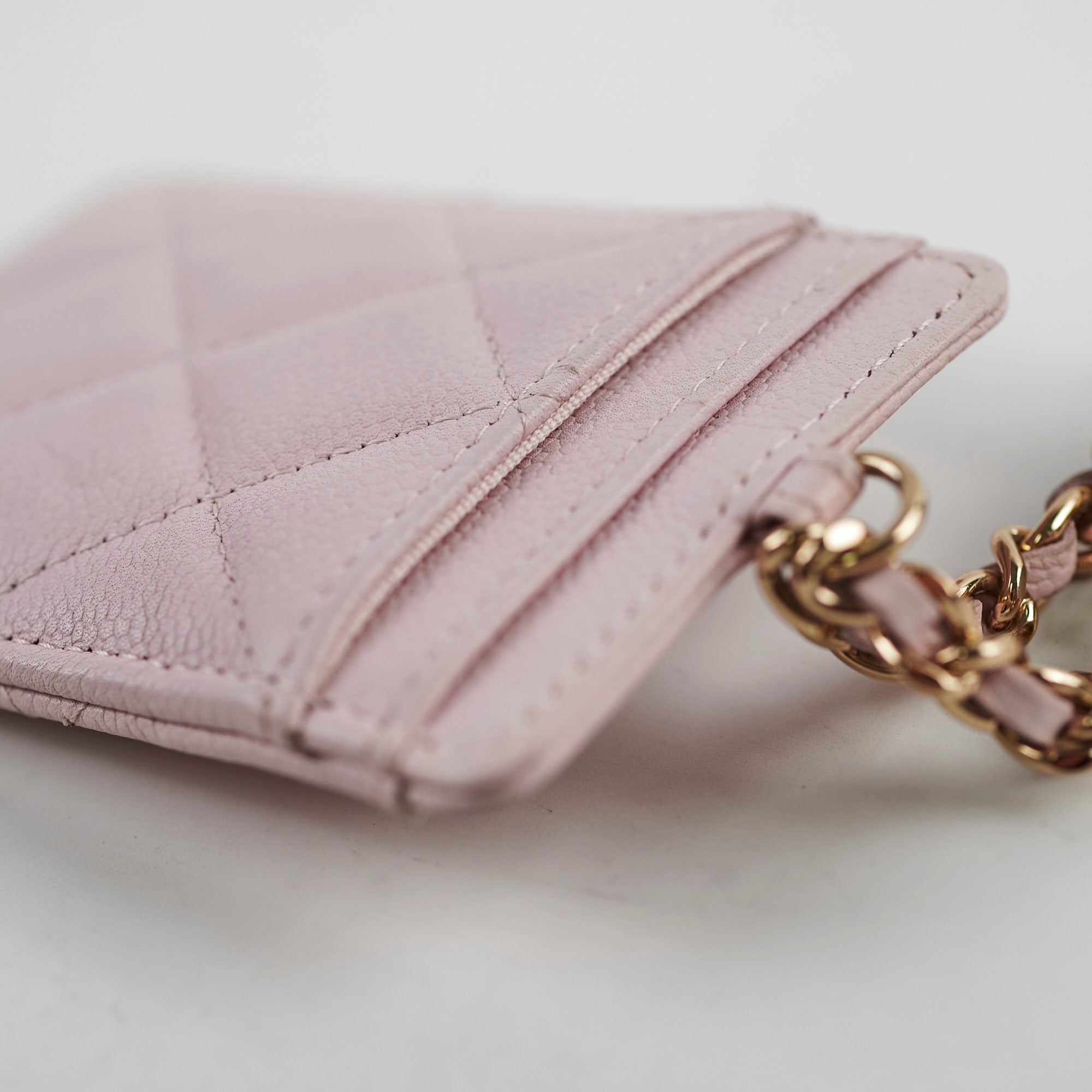 Chanel Caviar Leather Card Holder in Pink - Luxury Compact Wallet for Credit Cards & ID - Perfect for Everyday Use, Travel & Gifting
