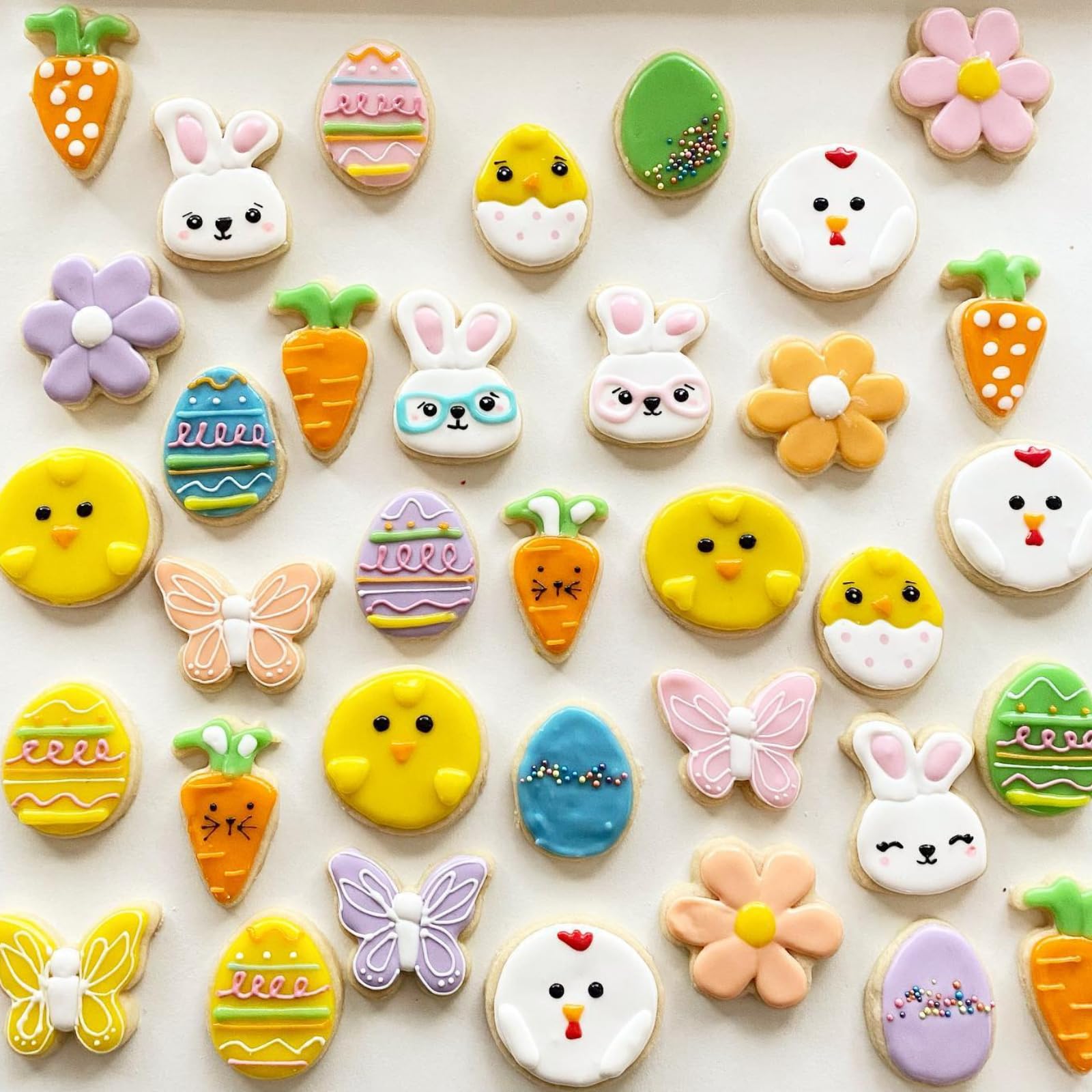 12PCS Mini Easter Cookie Cutters Set - Stainless Steel Easter Egg, Bunny, Chick, Butterfly, Flower Shapes for Baking, DIY Decorations - Perfect for Easter Party, Holiday Baking & Home Kitchen Decor