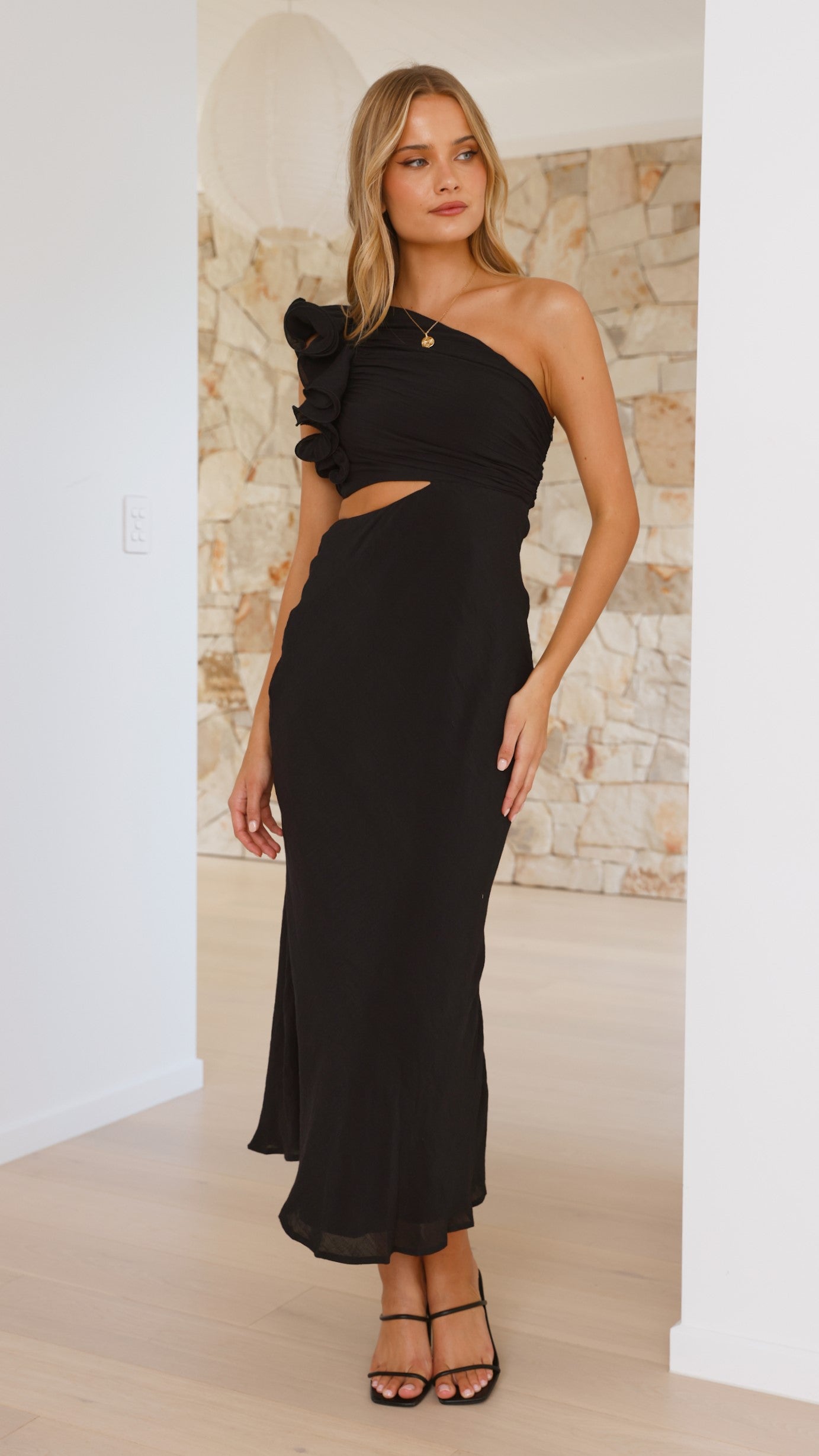 Elegant Amina Maxi Dress for Women - Black Flowy Long Dress for Summer, Beach, Parties & Special Occasions
