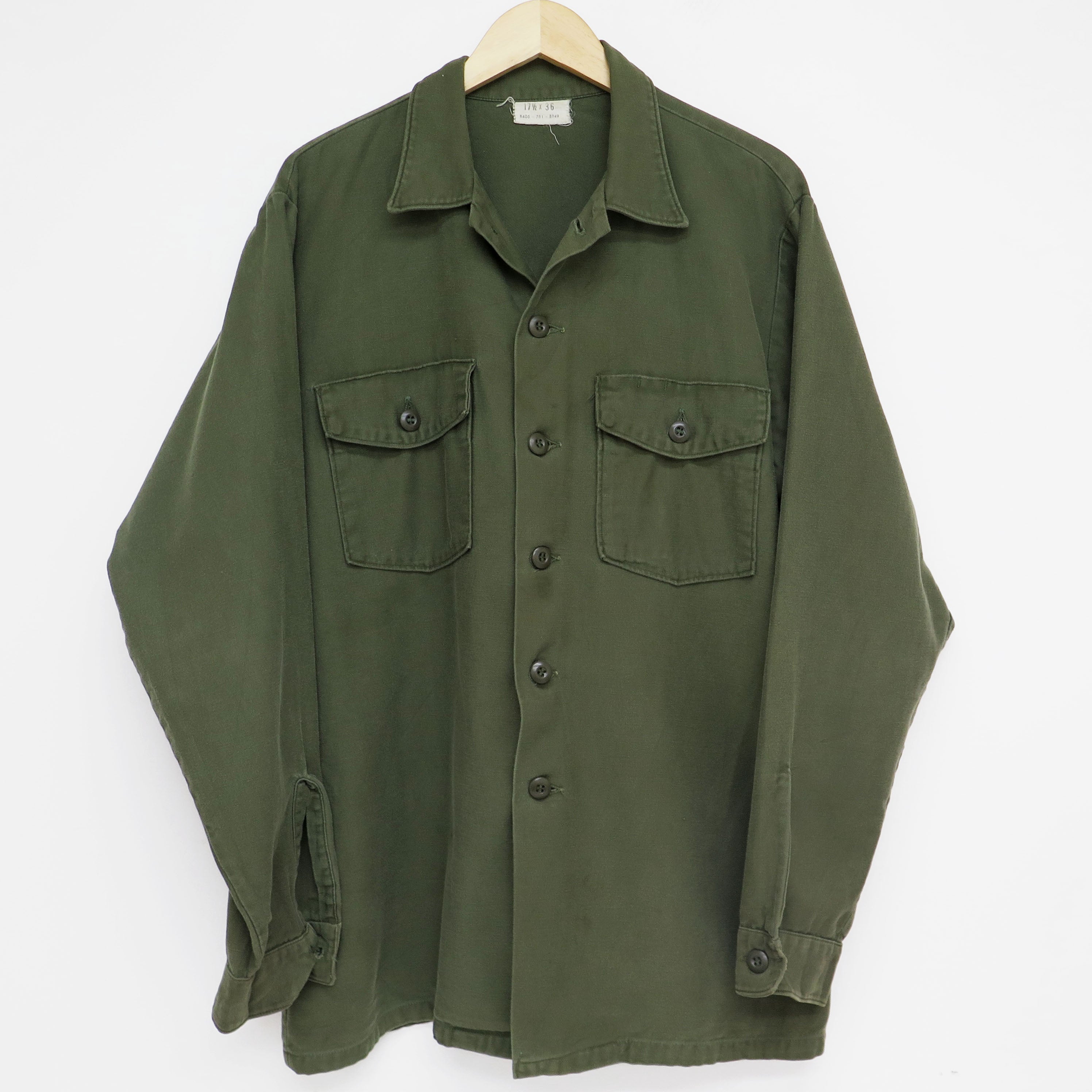 Vintage 1975 US Army P64 Utility Shirt - Size 17.5x36 - Military Surplus Workwear for Outdoor Camping & Tactical Enthusiasts