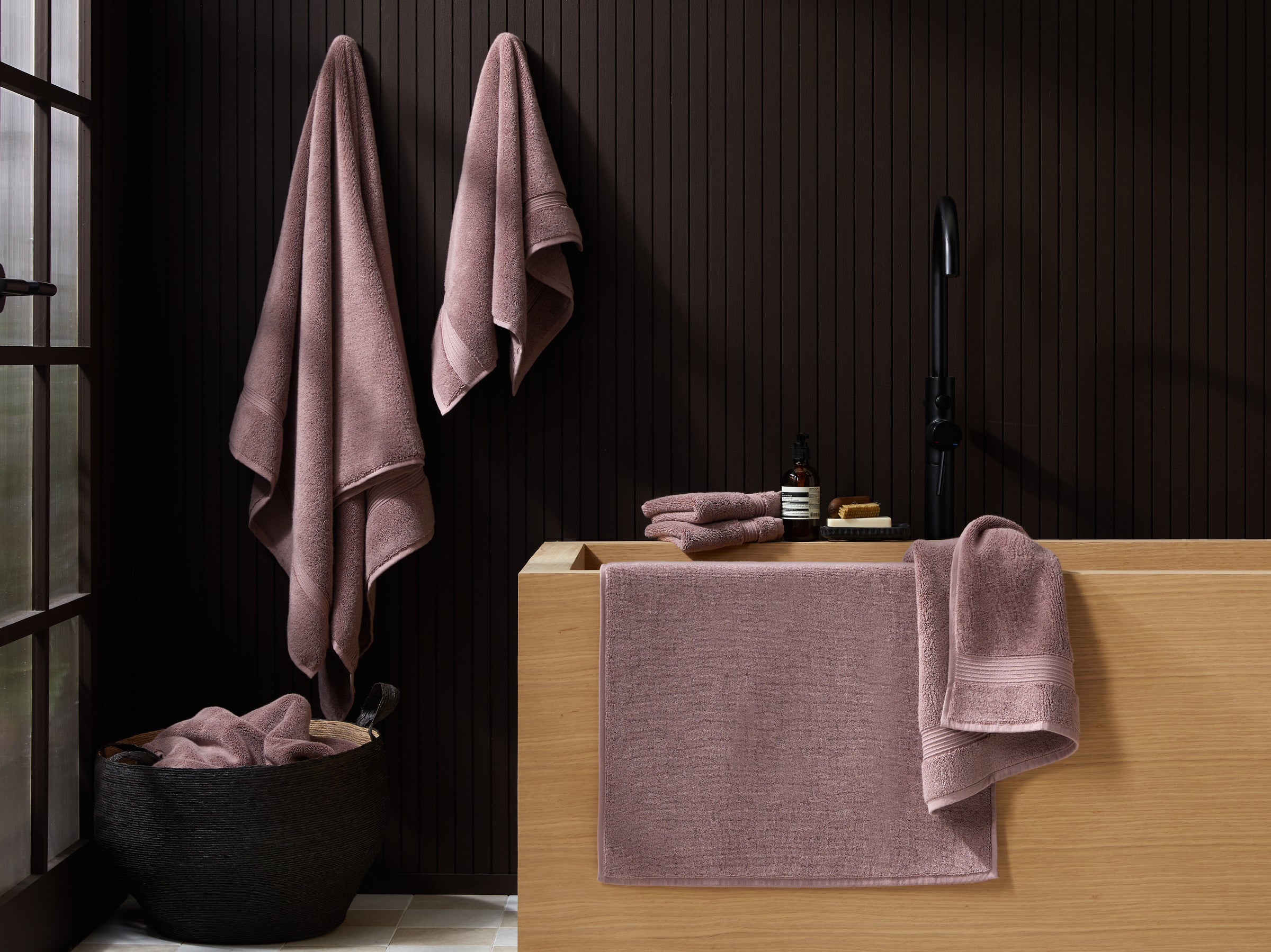 Premium Turkish Cotton Bath Towels - Soft, Absorbent & Quick-Drying - Luxury Spa & Beach Towels for Home, Gym & Travel (Clover Pattern)