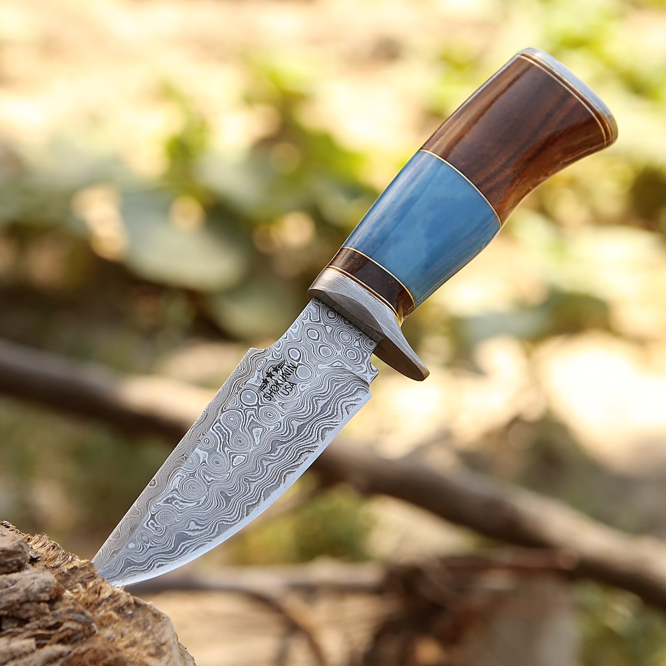 Premium Damascus Steel Hunting Knife with Leather Sheath - Razor Sharp Outdoor Survival Tool for Camping, Hunting & Bushcraft