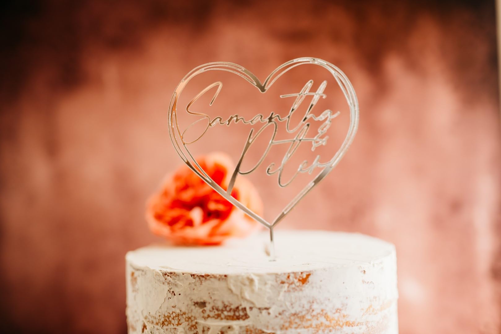 Custom Cursive Heart Wedding Cake Topper - Personalized Acrylic & Wood Cake Decor with Modern Handwriting - Elegant Rustic Birthday & Anniversary Cake Topper for Weddings, Anniversaries & Special Celebrations