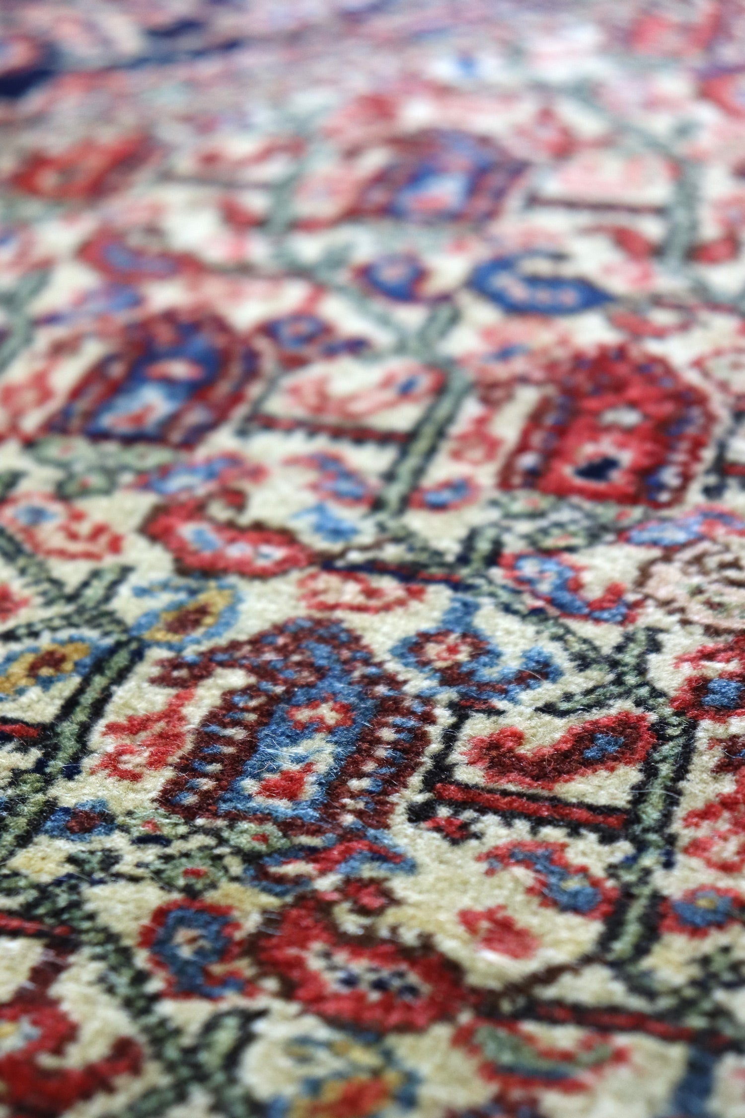 Antique Bijar Handwoven Traditional Persian Rug - J66427 | Perfect for Living Room, Bedroom & Home Decor