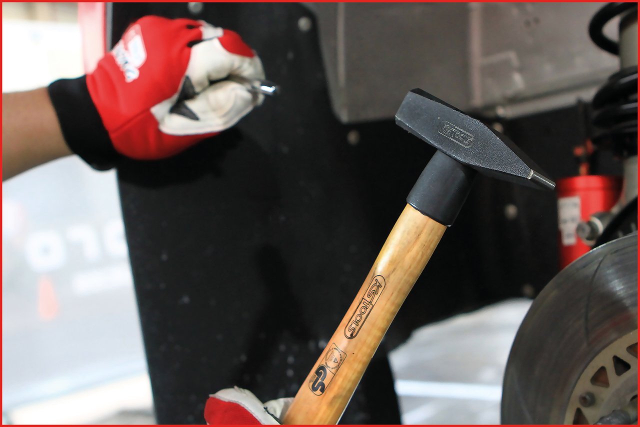 KS Tools 142.1316 Professional Fitters Hammer with Hickory Handle - 600g Heavy Duty for Metalworking, Automotive Repair & Construction Projects