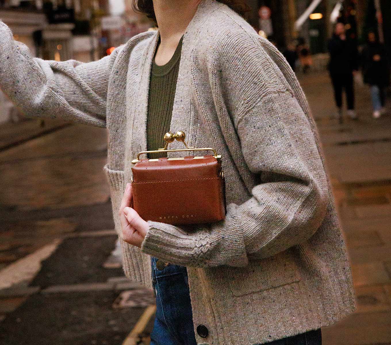 Mini Kisslock Bag - Stylish & Compact Crossbody Purse for Women | Perfect for Parties, Date Nights & Everyday Use