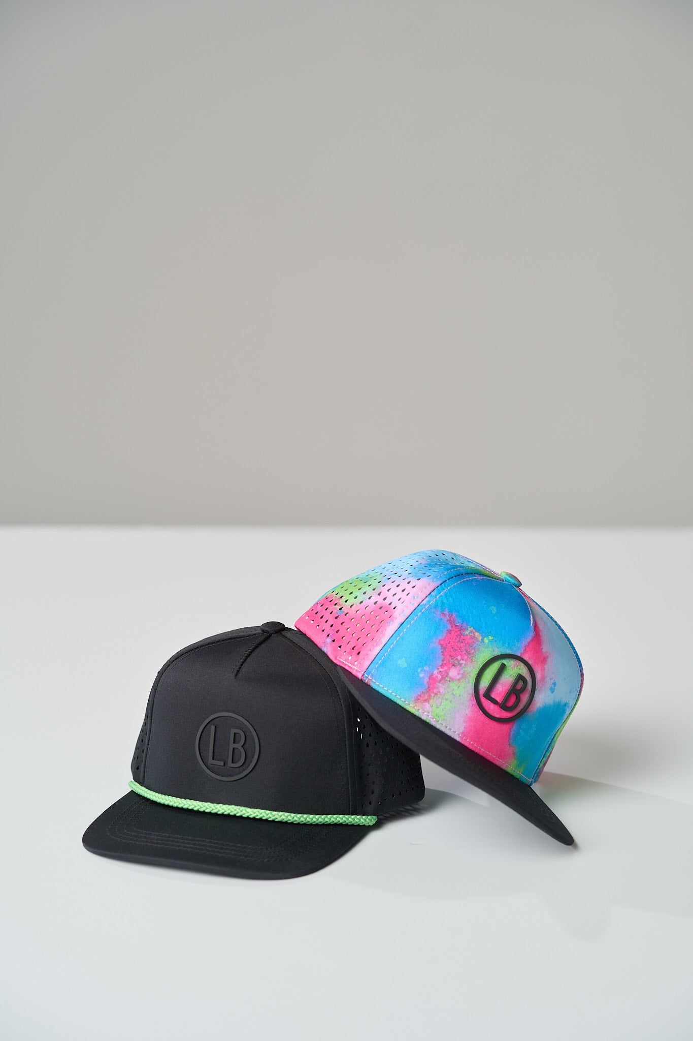 Boat Club Hat for Men & Women - Stylish Adjustable Baseball Cap for Outdoor Activities, Fishing, Golf, and Casual Wear