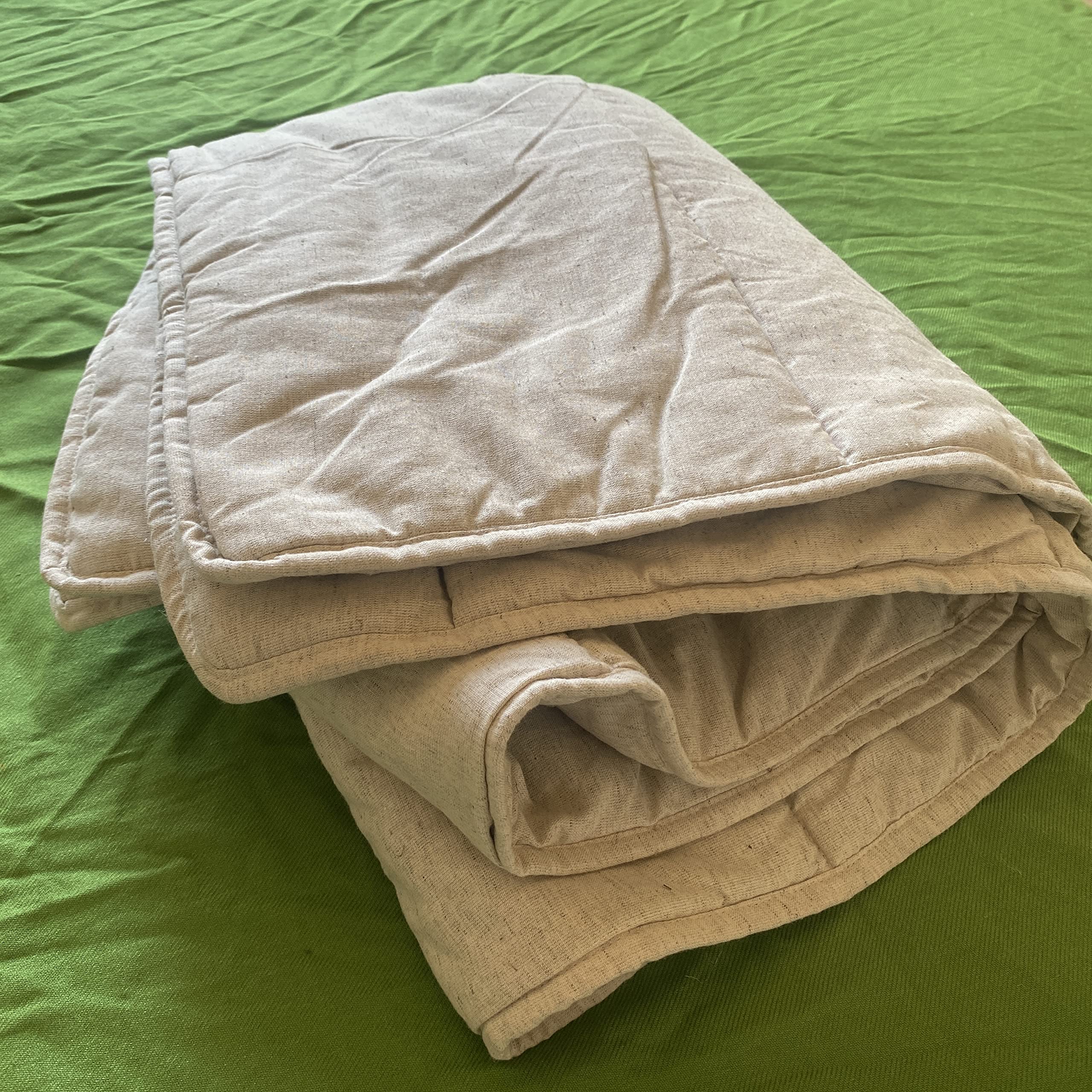 Organic Hemp Down Alternative Blanket - All-Season Soft & Breathable Comforter - Machine Washable Queen Size (86x90