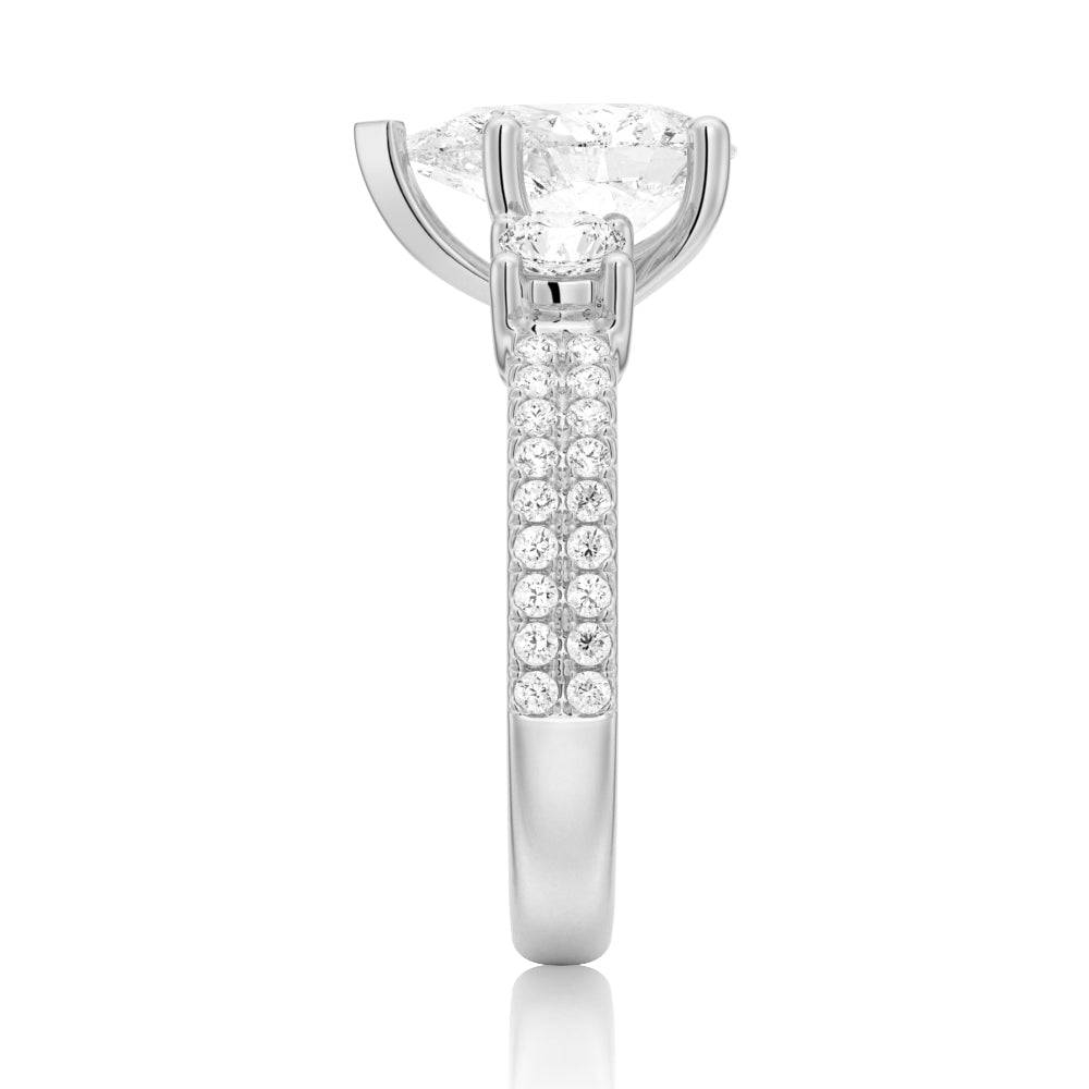 Exquisite Double Row Pave Three Stone Pear Shaped Moissanite Engagement Ring for Women - Perfect for Proposals, Anniversaries & Special Occasions