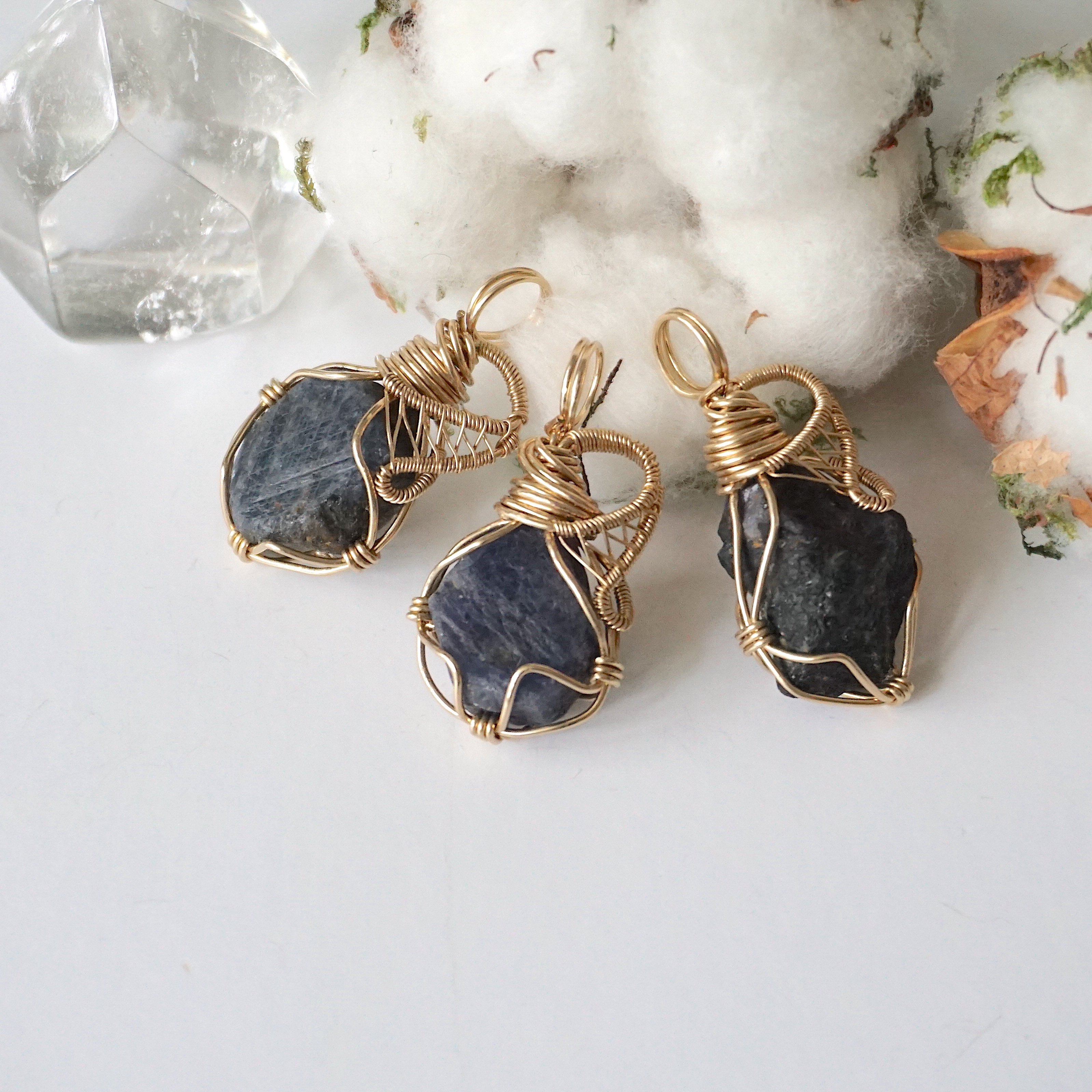 14K Gold Filled Raw Sapphire Pendant Necklace - Elegant Natural Gemstone Jewelry for Women, Perfect for Weddings & Special Occasions