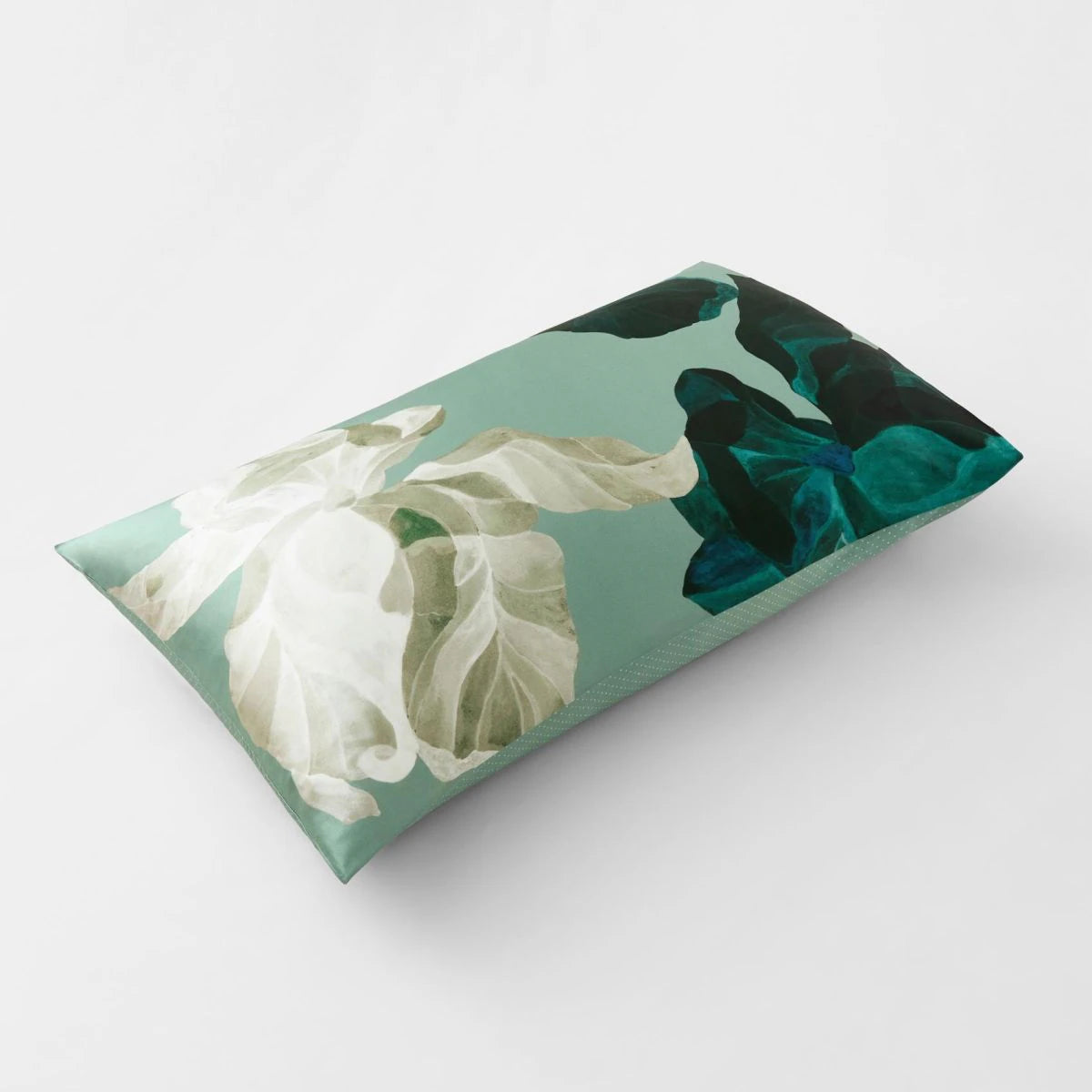 Sheridan Lanham Sage Standard Silk Pillowcase - 100% Pure Mulberry Silk Pillow Cover for Hair & Skin Care, Hypoallergenic & Temperature Regulating - Perfect for Bedroom, Travel & Luxury Gift