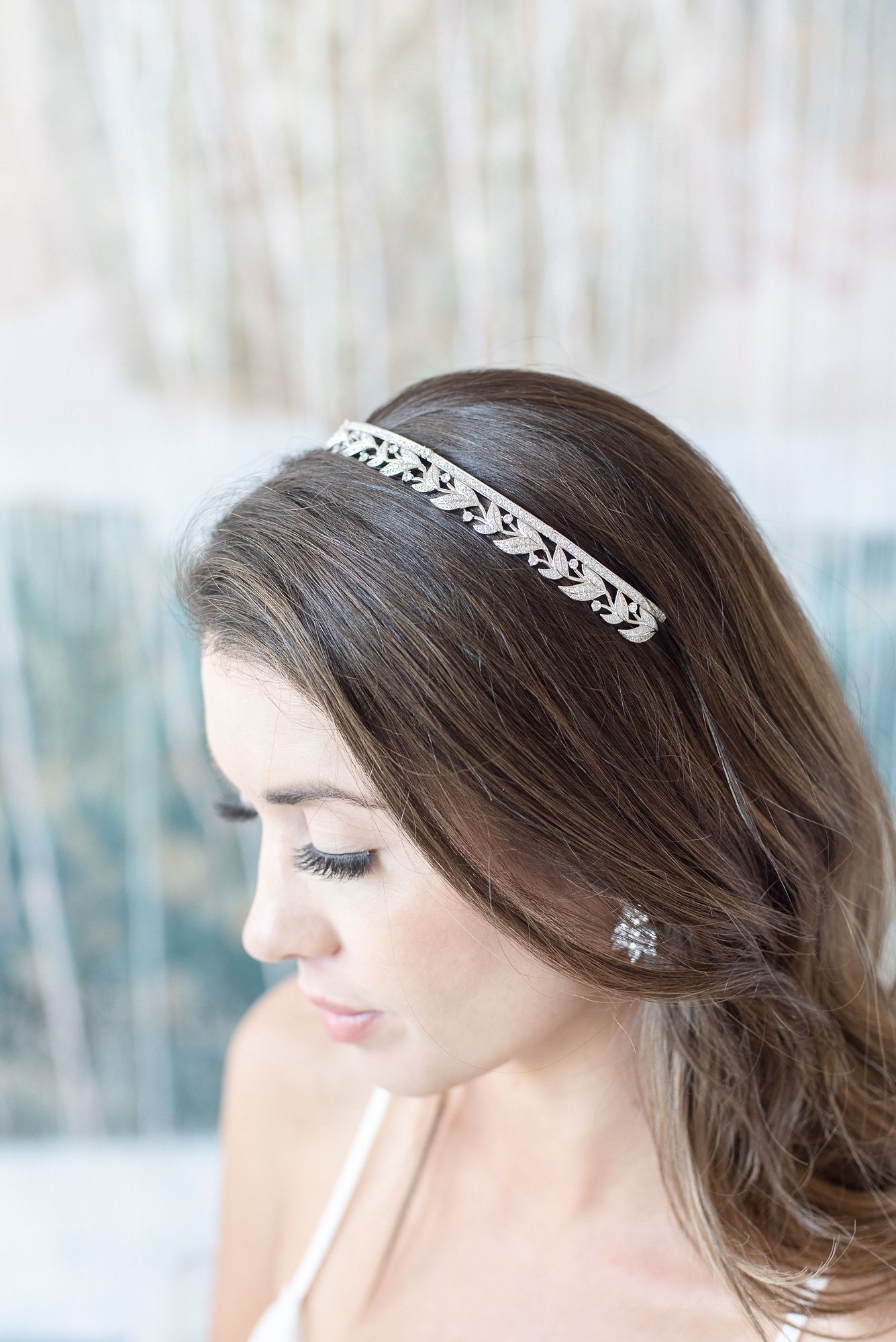 LADY VIOLET Simulated Diamond Wedding Tiara Crown - Elegant Bridal Hair Accessory for Bride, Prom, Quinceañera, Pageant & Special Occasions