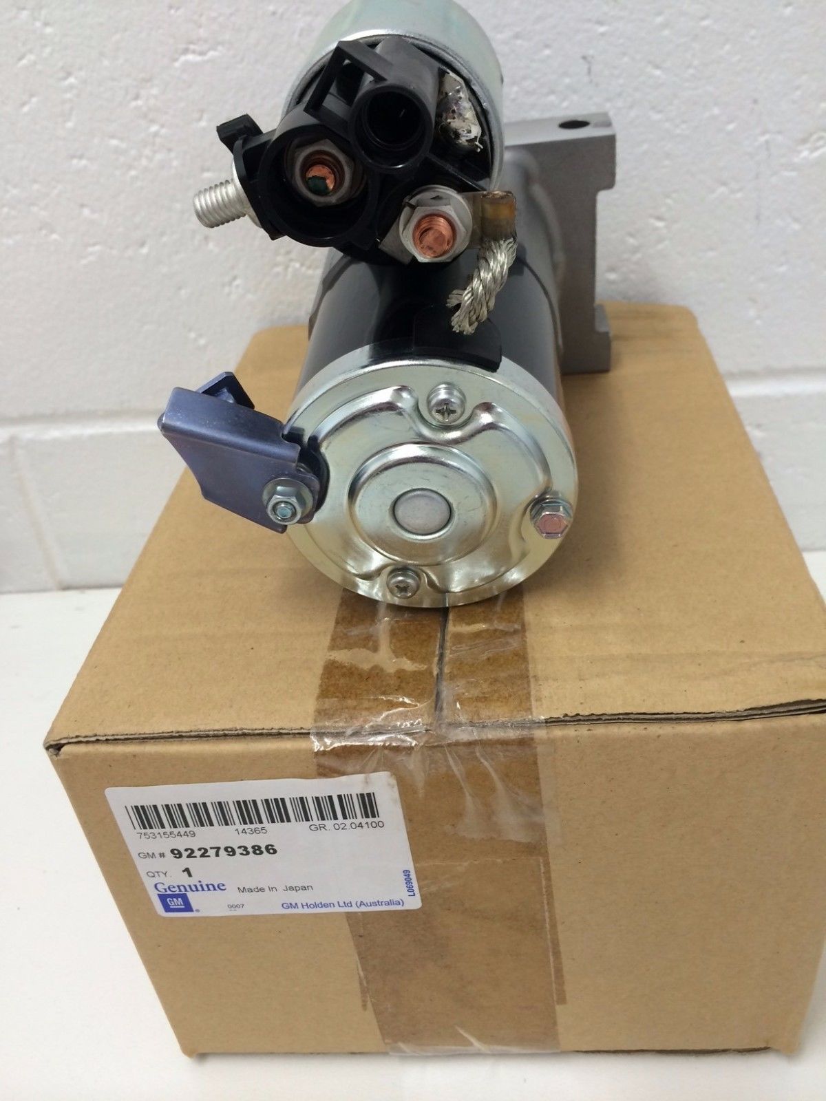 Holden Commodore Starter Motor VF WN Compatible with All V8 Engines 2017 OEM Part #92279386 - Perfect for Engine Repairs & Replacements