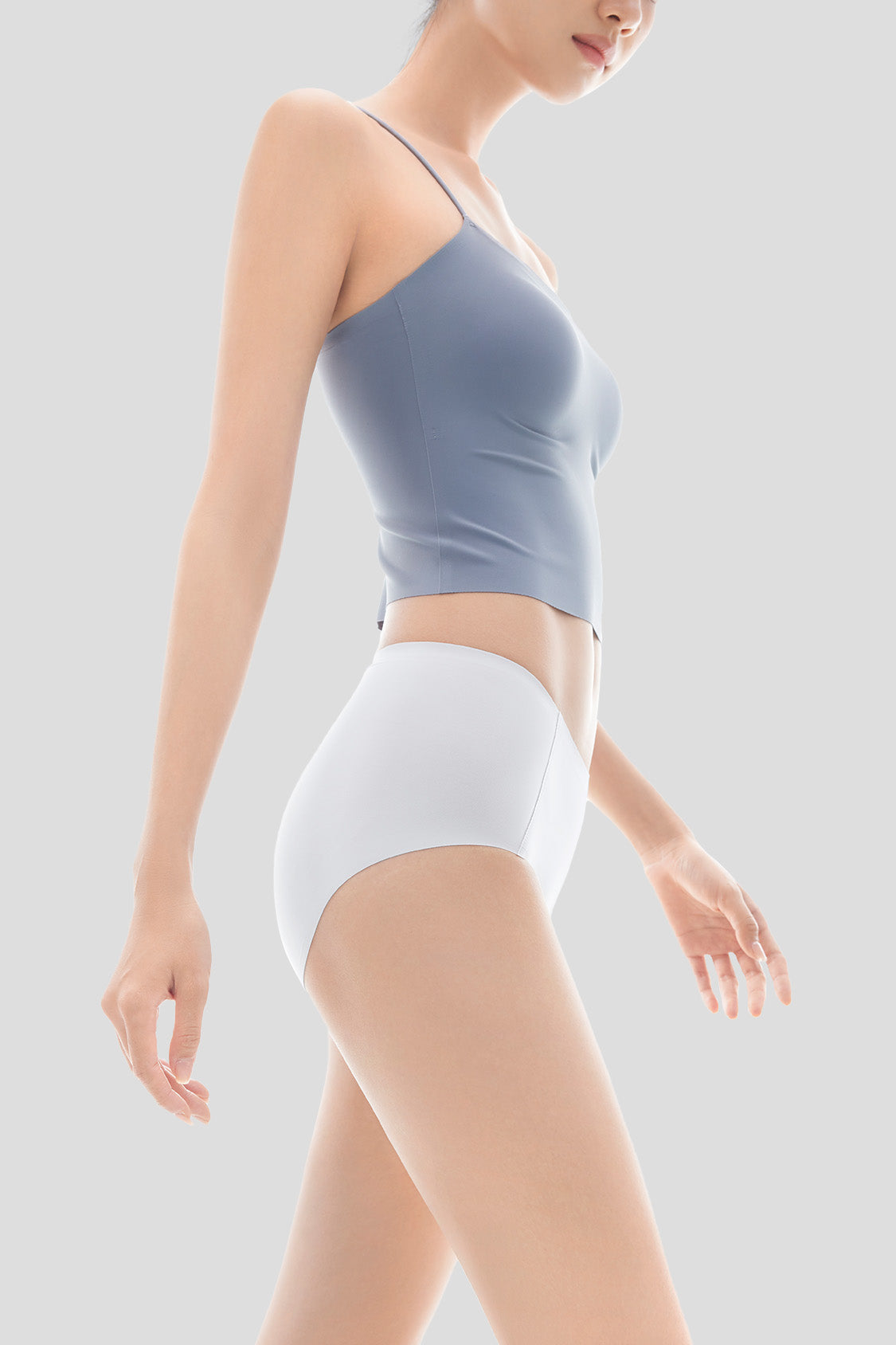 Seamless Women's Sports Underwear - High-Waisted Breathable Workout Panties for Running, Yoga & Gym - Comfortable & Moisture-Wicking Activewear