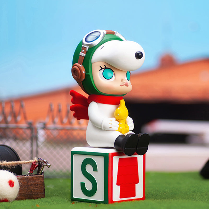 POP MART MOLLY x Snoopy 200% Collectible Figurine - Limited Edition Vinyl Art Toy for Display & Gift Giving