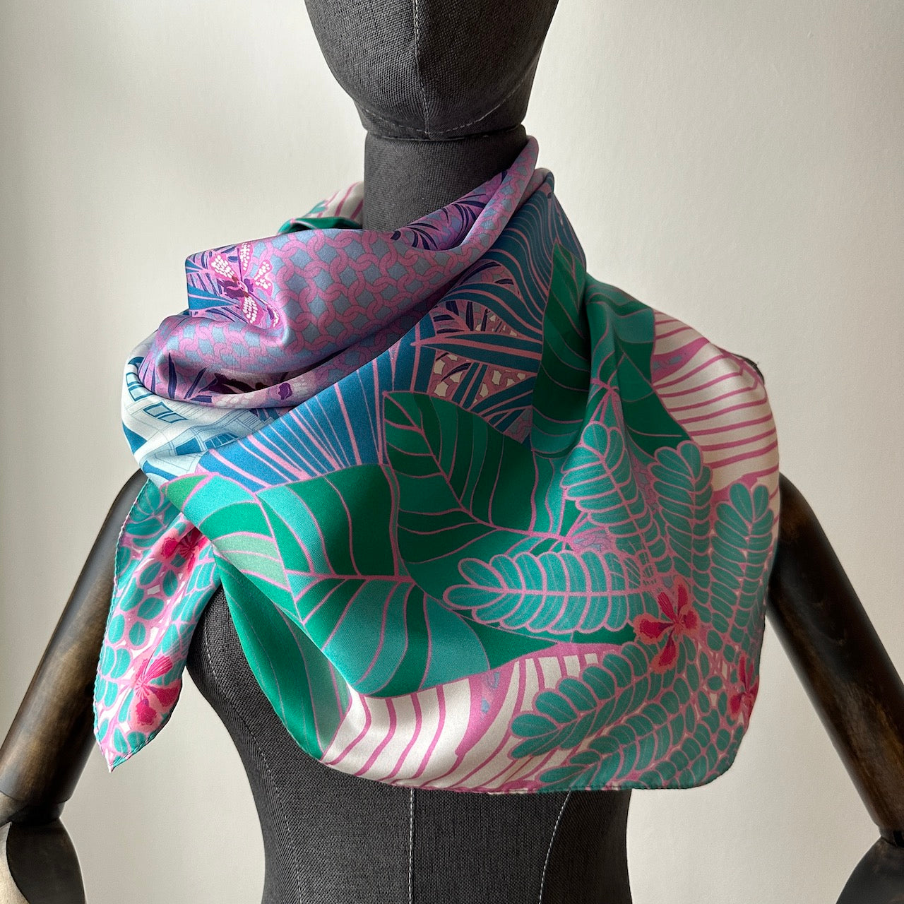 Stylish Tropical Art Deco Silk Scarf for Women - Fashionable Floral Print Shawl - Perfect for Beach Vacations, Summer Outfits & Gift Giving