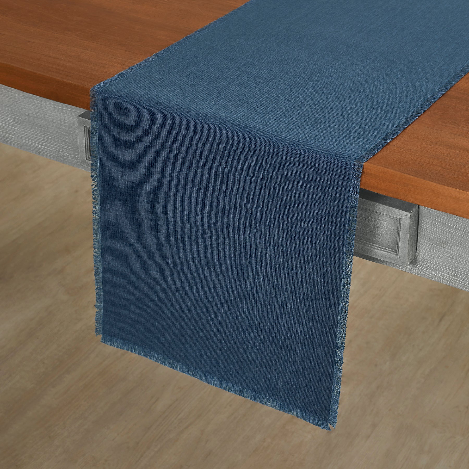 Elegant Fringe Table Runner for Dining Room Decor - Perfect for Weddings, Parties, and Home Decoration