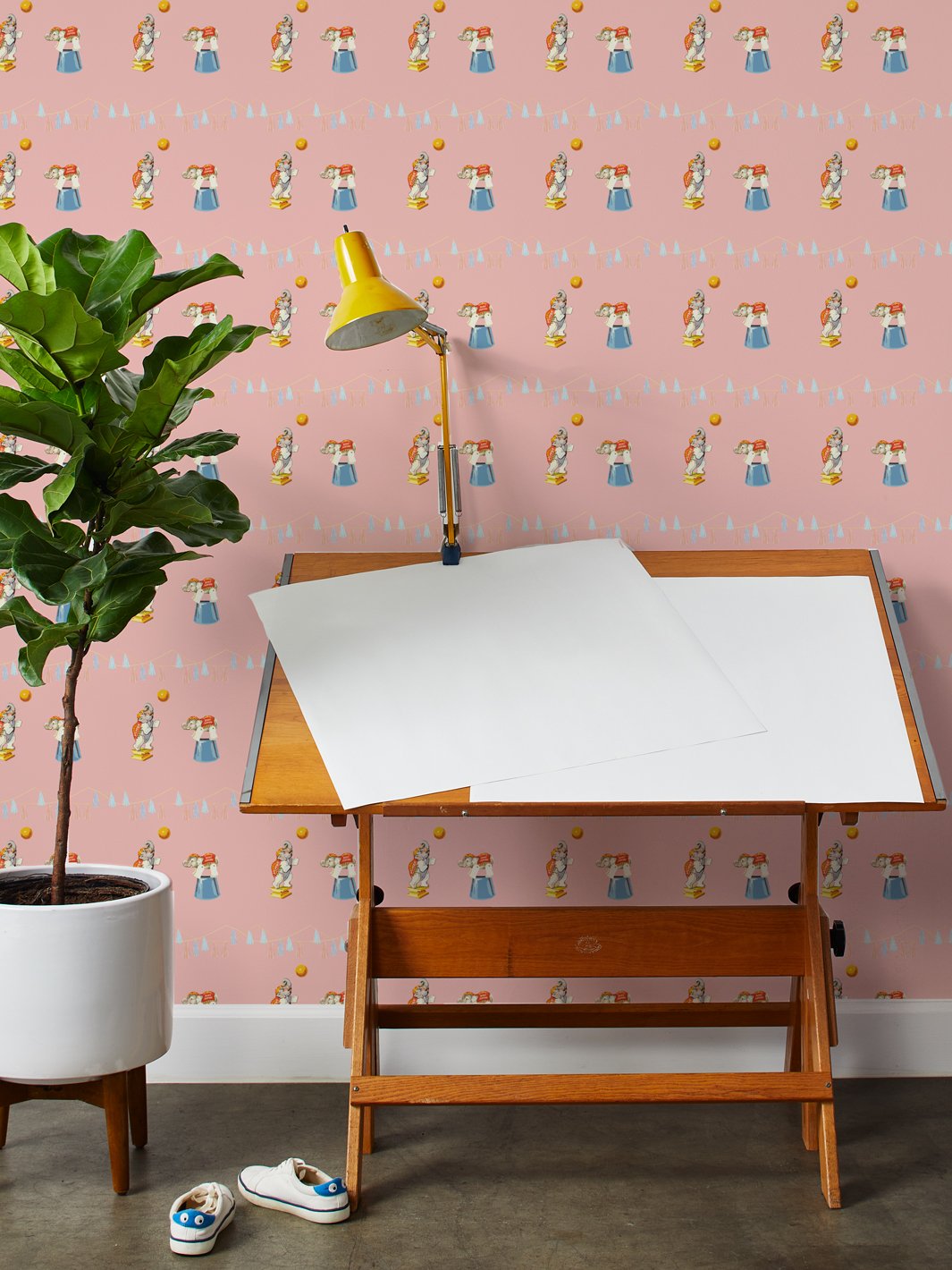 Fisher Price™ 'Elephant Circus' Wallpaper - Playful Nursery Decor for Baby Rooms & Kids Bedrooms