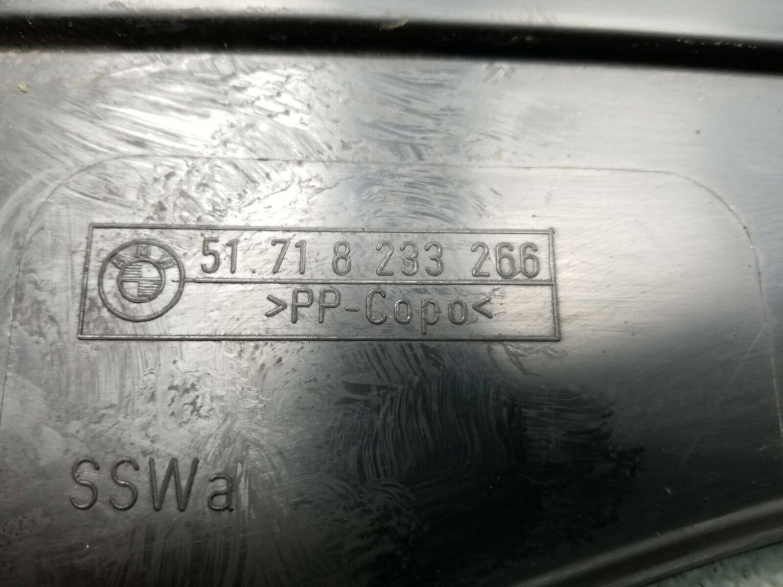 BMW E46 Sedan Fuel Vapor Canister Cover OEM 125k - Genuine Replacement Part for 01-05 Models - Perfect for Engine Maintenance & Emissions System Repair