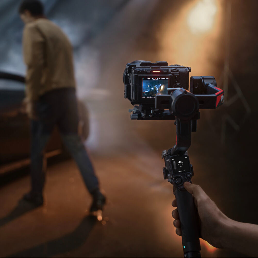 DJI RS 4 Pro 3-Axis Gimbal Stabilizer Combo for Mirrorless & DSLR Cameras - Professional Video Stabilization for Filmmaking, Vlogging & Content Creation