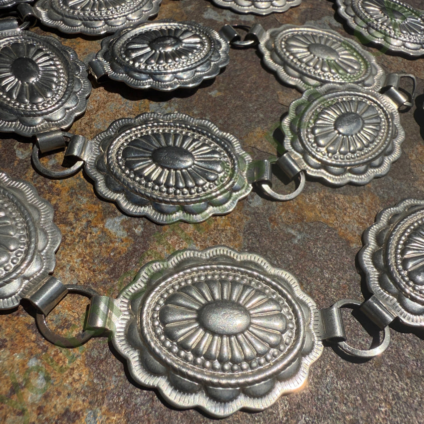 Vintage Western Silver Concho Belt for Women & Men - Authentic Costume Grade Silver Belt Buckle - Perfect for Cowboy, Cowgirl, Rodeo, Halloween & Western Theme Parties