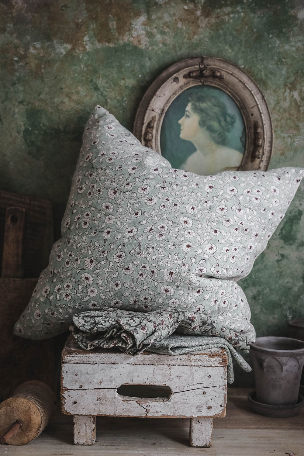 Handmade Linen Block Printed Pillow Cover No. 0231 - Bohemian Home Decor for Living Room, Bedroom & Sofa