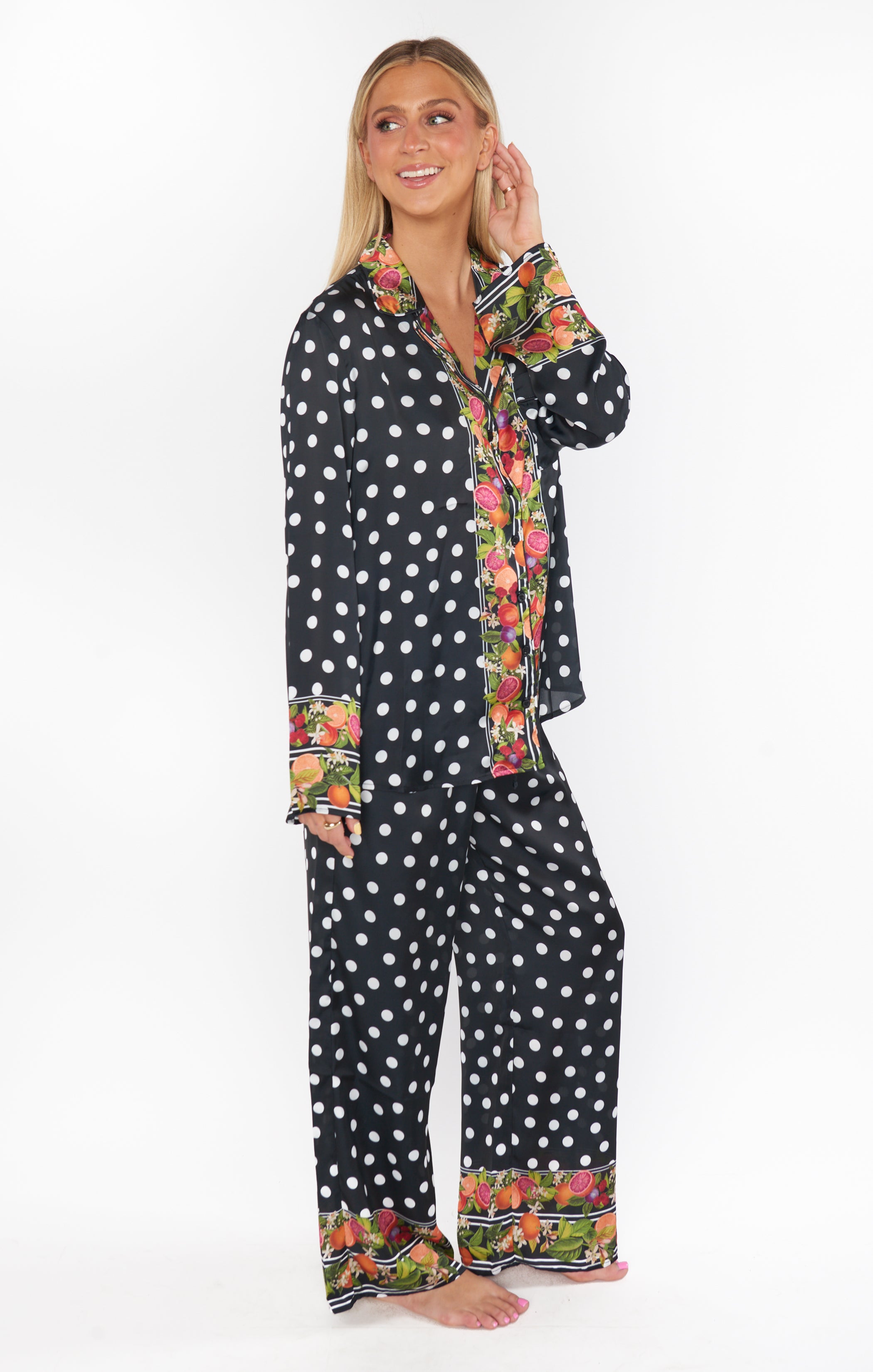 Classic Tropical Sangria Silky Pajama Set for Women - Soft & Comfortable Sleepwear for Lounge & Vacation