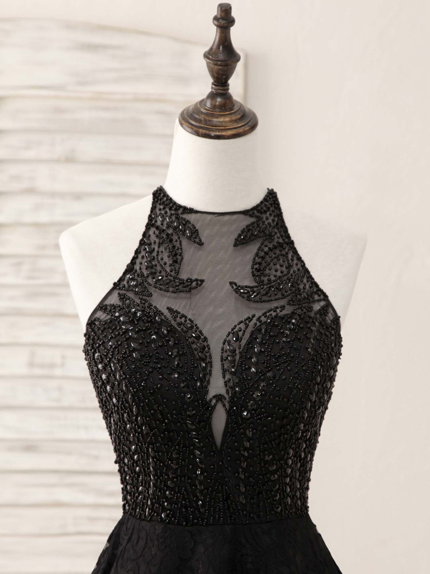 Elegant Black Round Neck Lace Beads Short Prom Dress for Women - Perfect for Homecoming, Party, and Special Occasions
