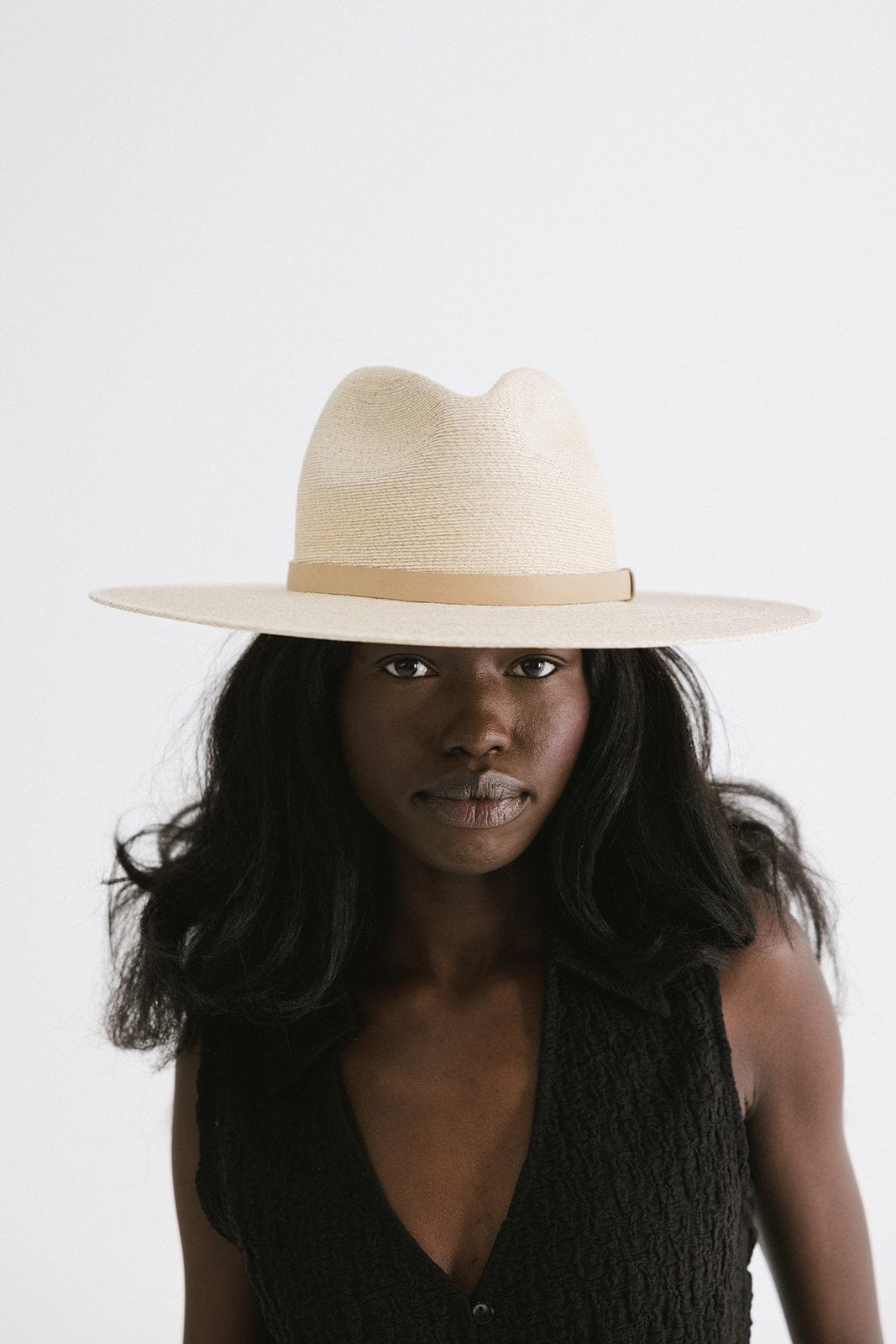 Stylish Blake Wide Brim Fedora Straw Hat for Women & Men - Summer Sun Protection & Fashion Accessory - Perfect for Beach, Outdoor, and Casual Wear
