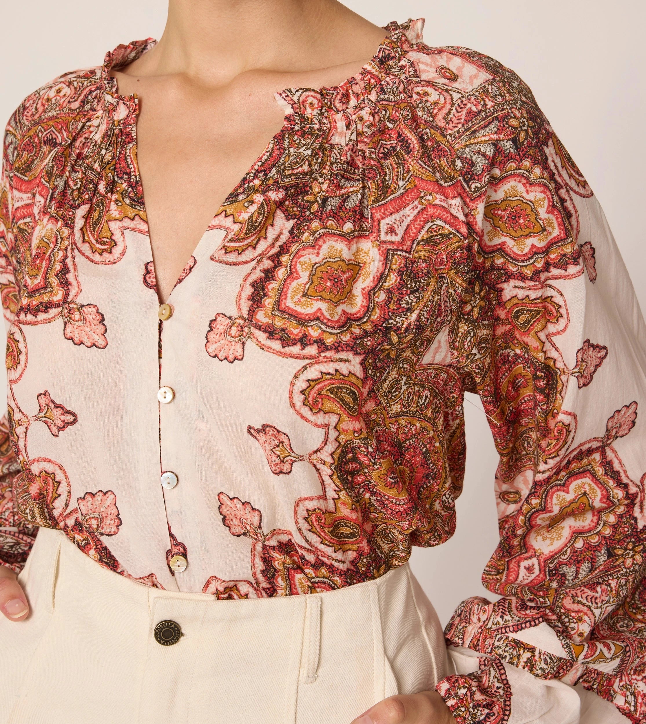 Alicia Blouse - Stylish Paisley Print Women's Top for Casual Wear & Office Outfits | Flowy & Comfortable Fashion Blouse for Everyday Style