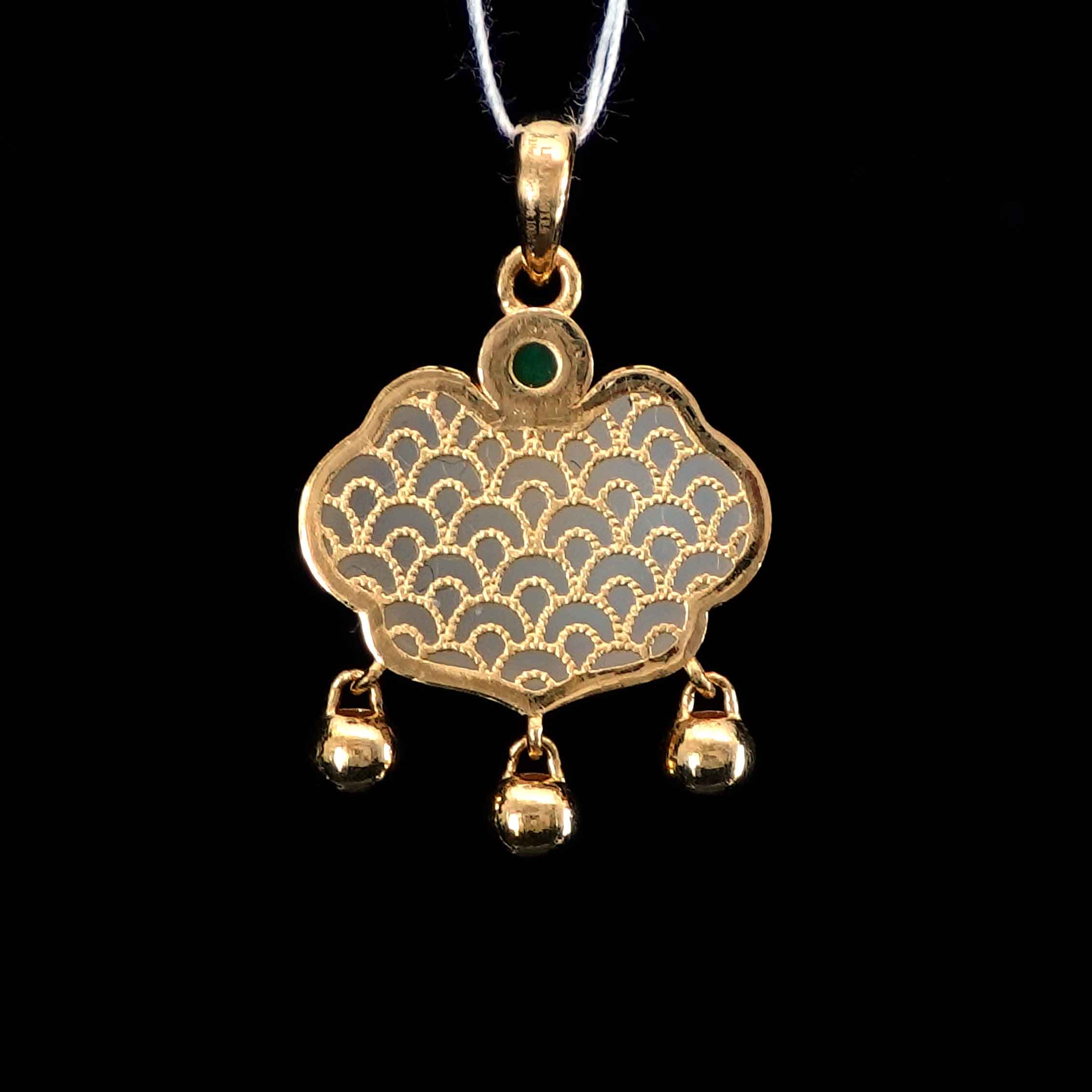 24K Gold Nephrite Jade Pendant Necklace for Women - Elegant & Luxurious Jewelry Gift for Birthday, Anniversary & Special Occasions