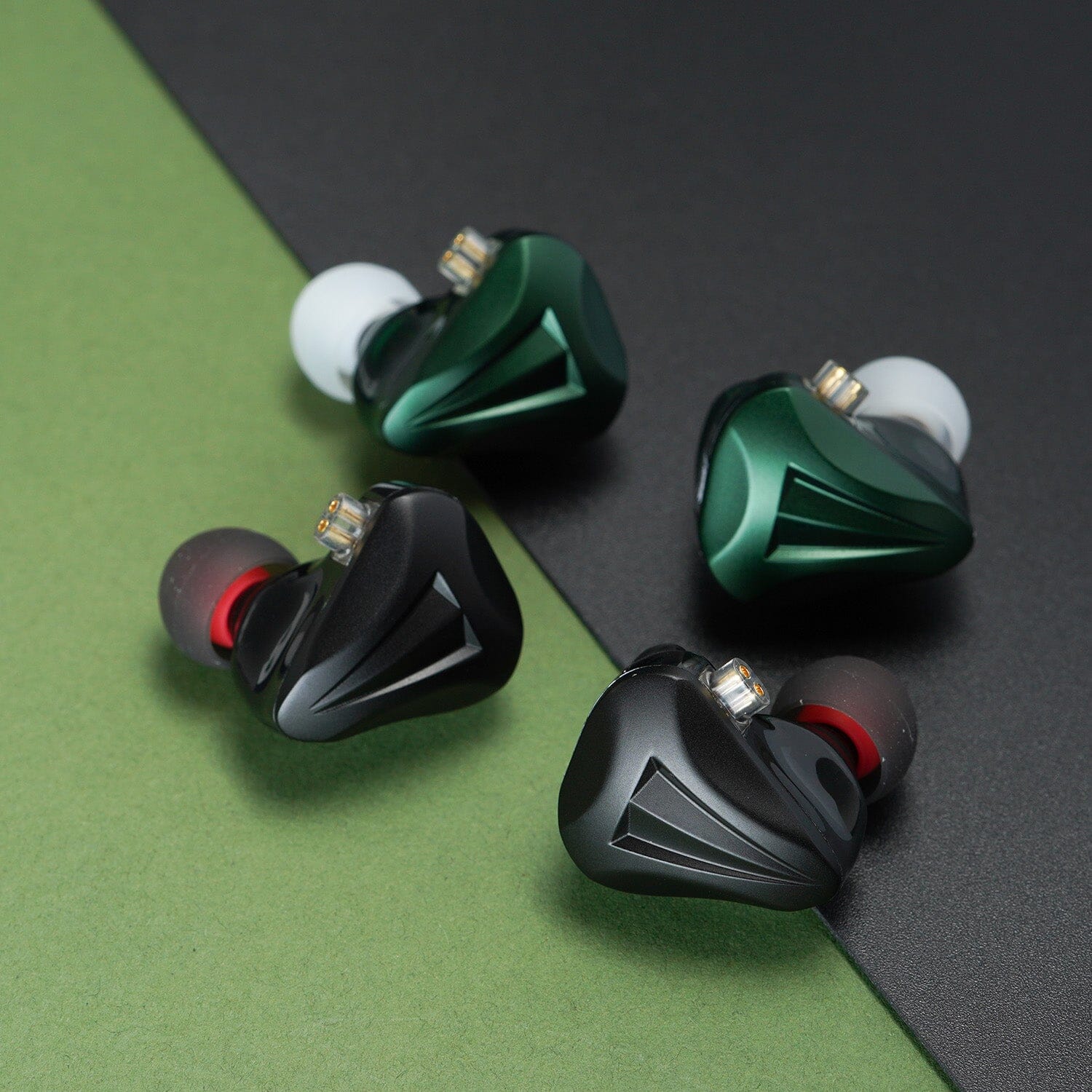CVJ Freedom 1DD + 4BA Hybrid Driver In-Ear Monitors - High Resolution Audiophile IEMs for Music, Gaming & Studio Monitoring