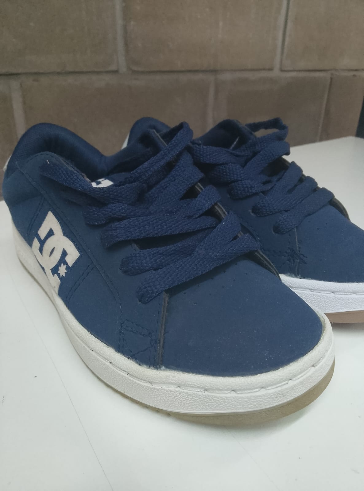 DC Striker Boys Skate Shoes - Lightweight & Durable for Skateboarding, Casual Wear (Outlet Product) - Perfect for School, Sports & Everyday Use