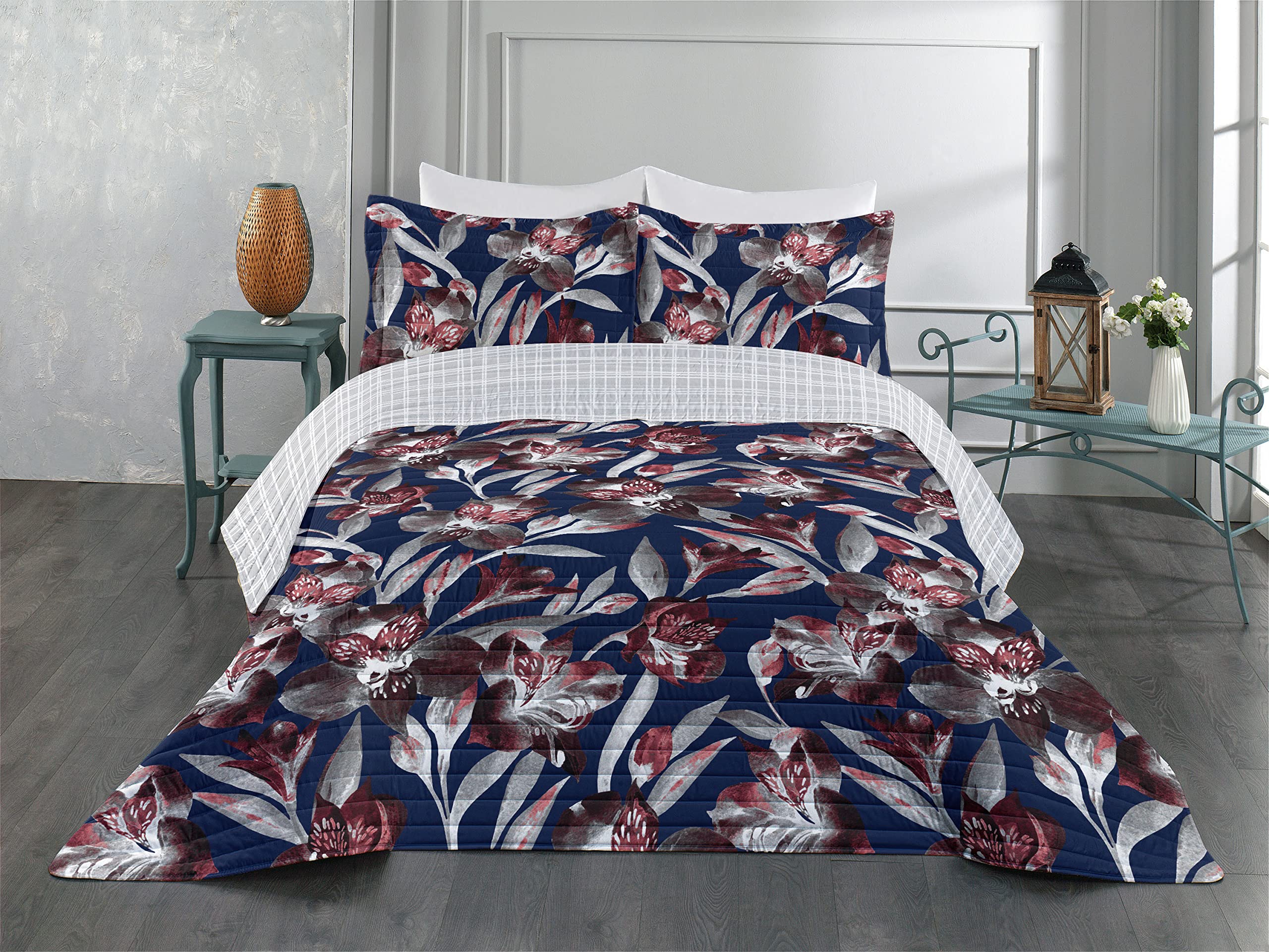 Ambesonne Exotic Reversible Queen Size Bedspread Set with Pillow Shams - Tropical Jungle Butterfly Design in Dark Lavender | Microfiber Comforter for Spring & Summer Bedroom Decor | Perfect for Guest Rooms, Vacation Homes & Bohemian Style Bedding