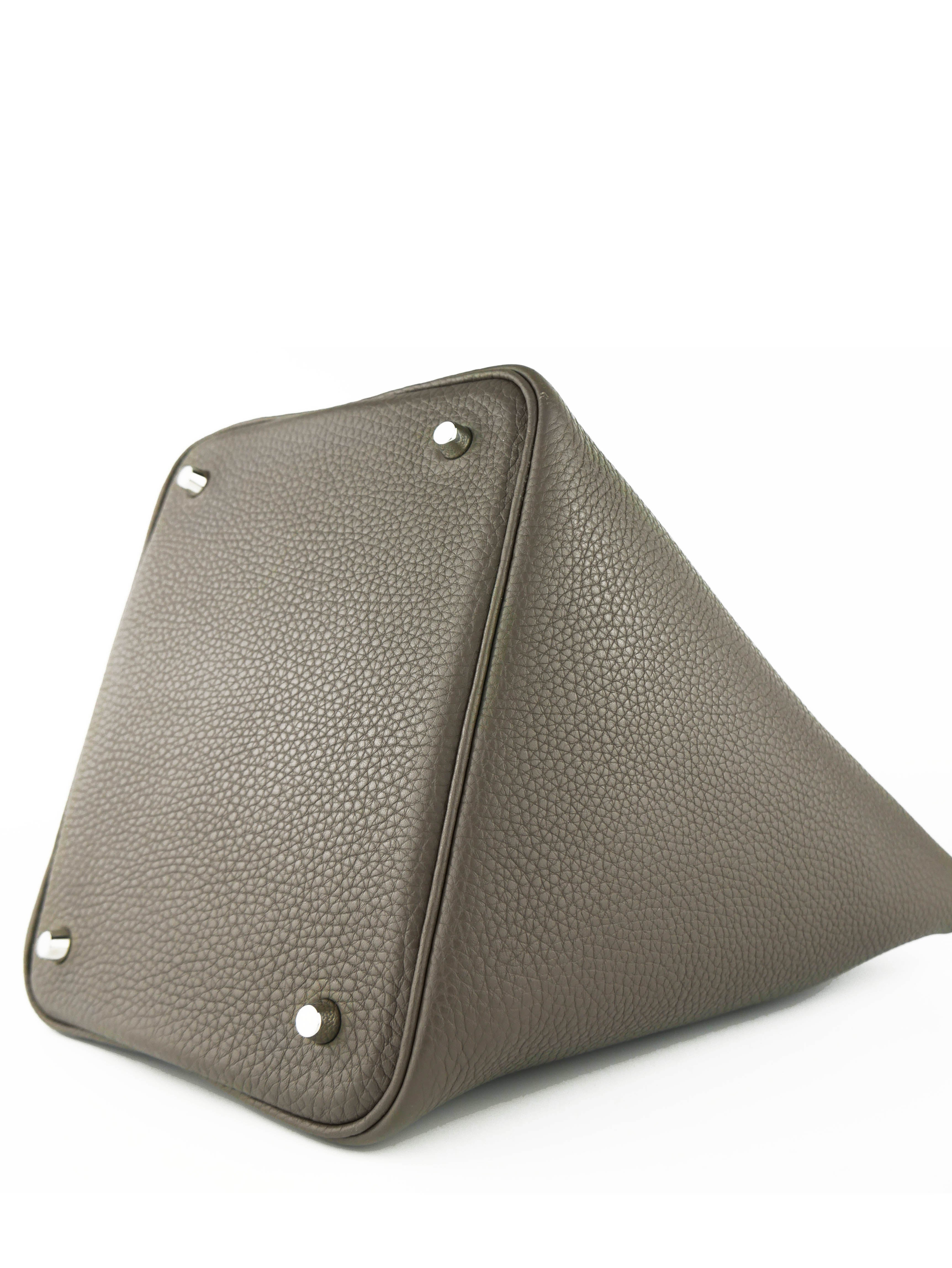 Hermes Etoupe Picotin 22 Bag - Luxury Leather Handbag for Women | Perfect for Everyday Use, Work & Travel Accessories
