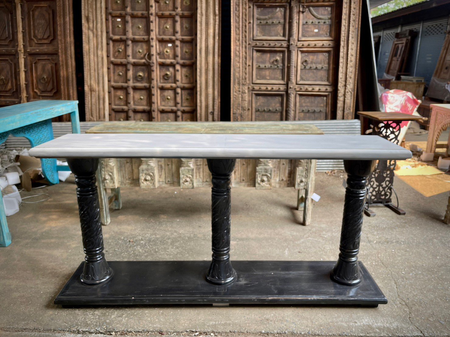 French Provincial Style Pillor Console Table - Elegant Entryway Furniture for Hallway, Living Room & Foyer Decor | Vintage Wooden Sofa Table with Carved Details