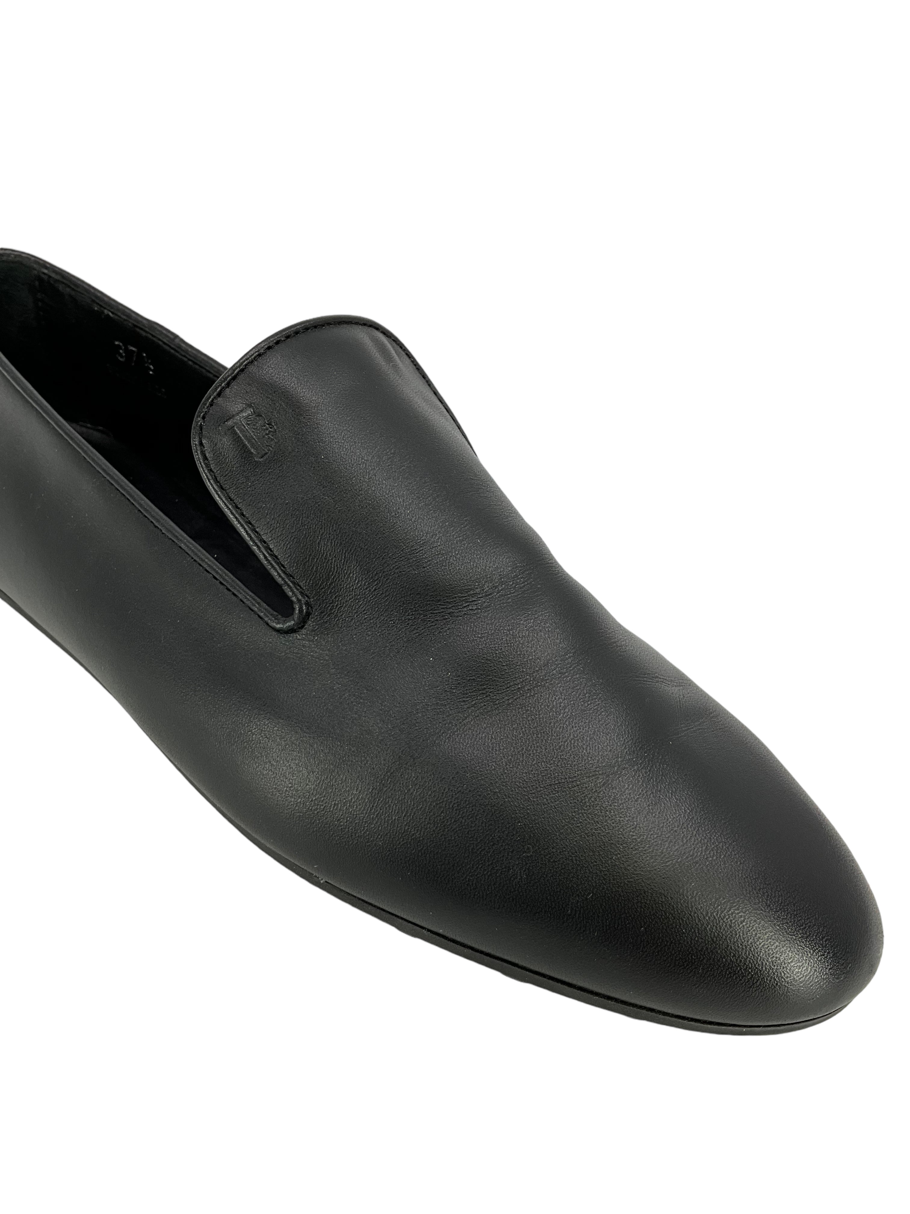 Tod's Smooth Leather Driving Loafers for Men - Size 7.5 US | Comfortable & Stylish Casual Shoes for Work, Travel & Everyday Wear