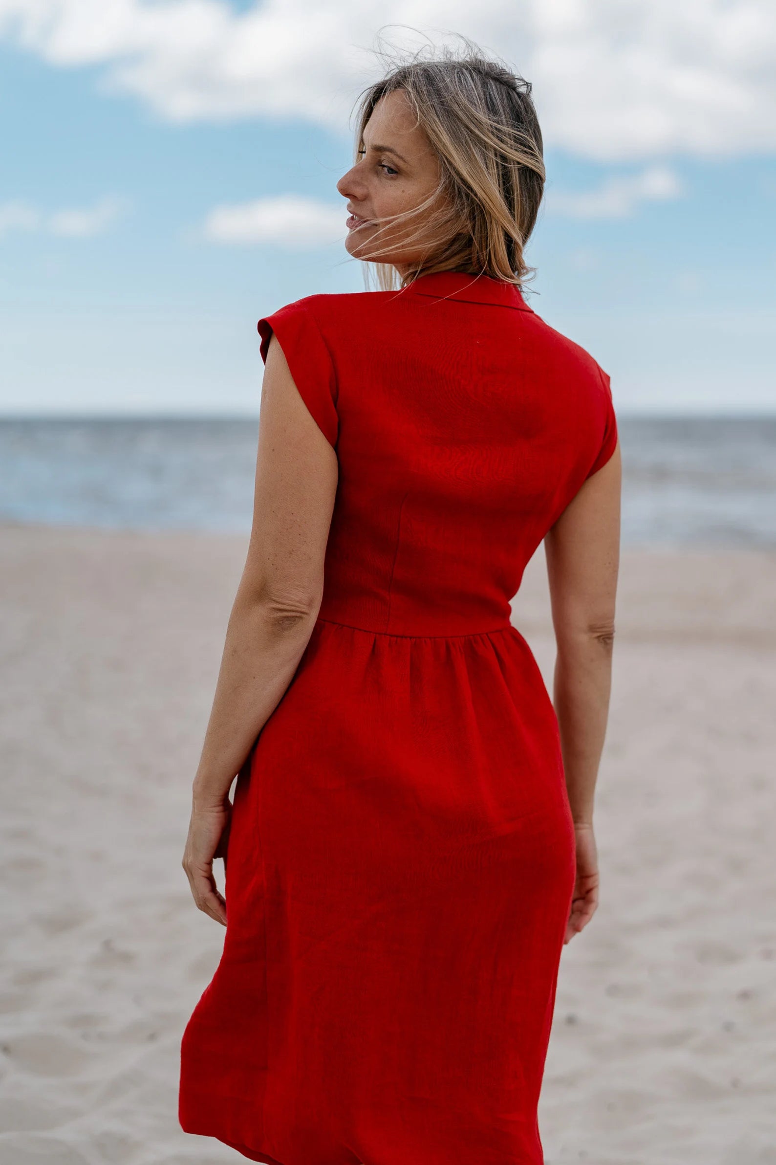 Elegant Red Fitted Linen Dress for Women - Cinderella Style Summer Dress for Casual Wear, Beach Outings, and Special Occasions