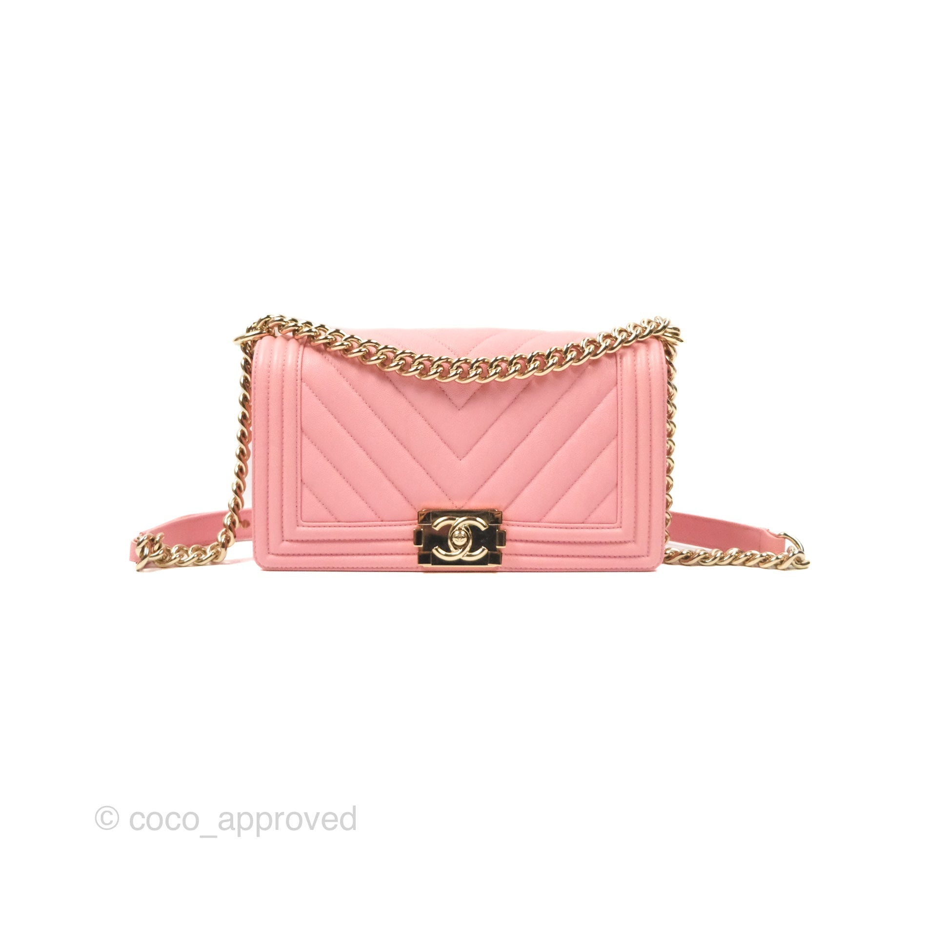 Chanel Boy Chevron Medium Flap Bag in Pink Caviar Leather with Gold Hardware - Perfect for Evening Events & Luxury Fashion Accessories