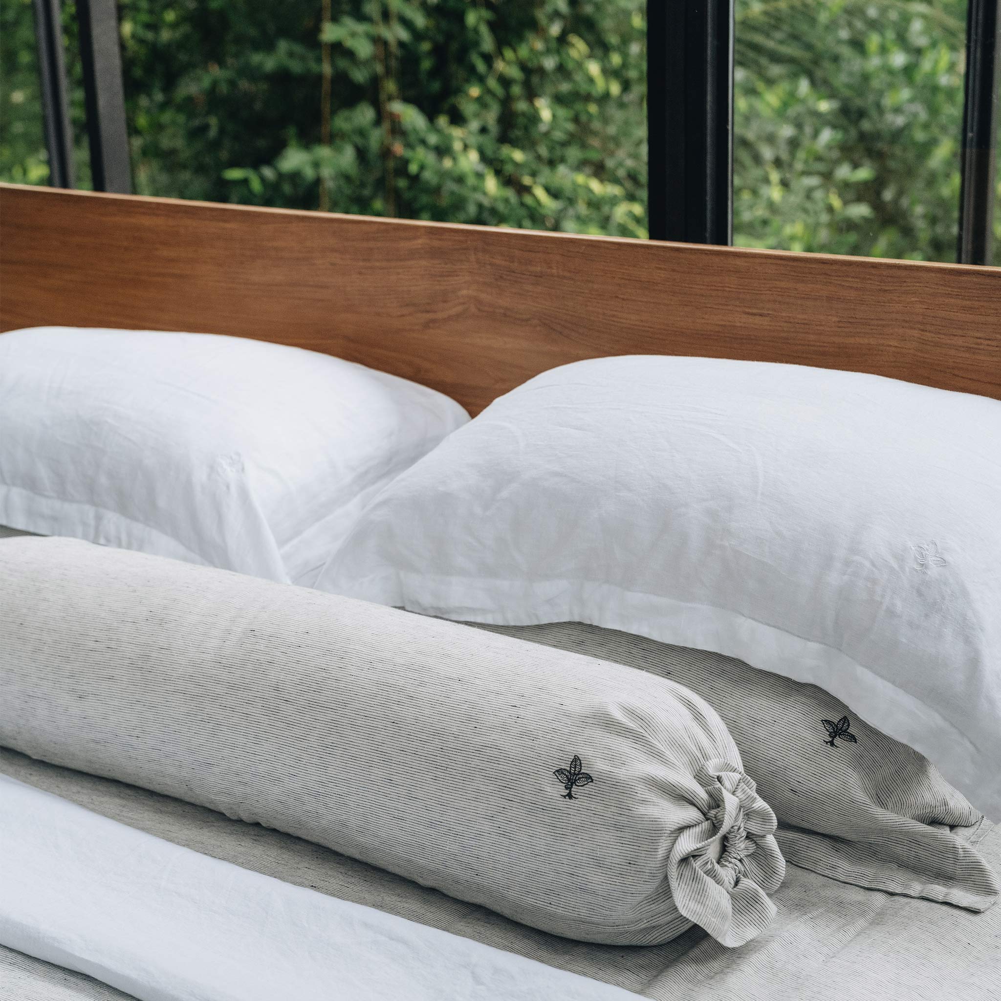 Heveya® Premium Linen Bolster Pillow Case - Organic & Breathable for Yoga, Meditation & Home Decor