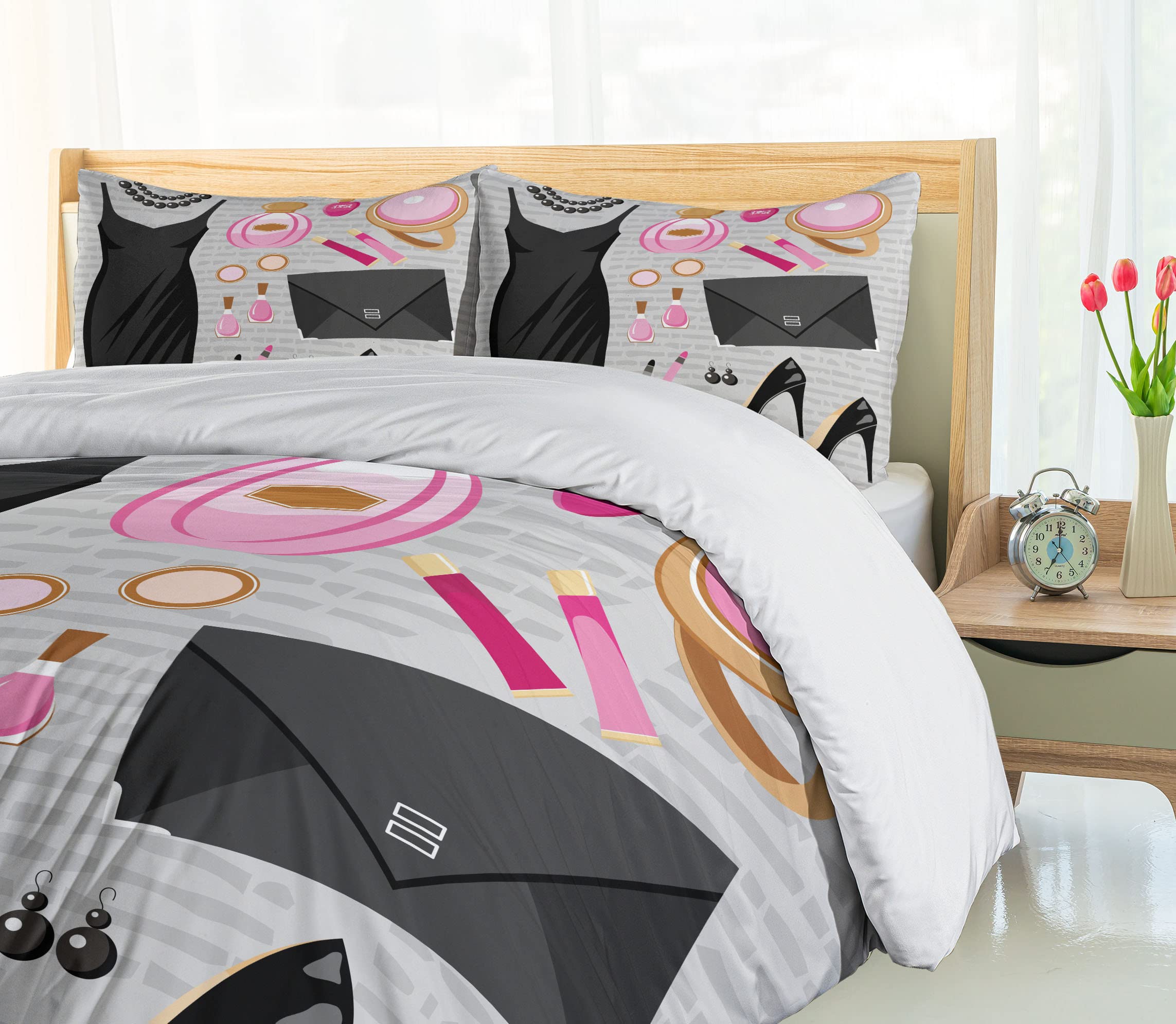 Ambesonne 3-Piece Duvet Cover Set with 2 Pillow Shams - Black Cocktail Dress & Perfume Makeup Clutch Bag Design - California King Size in Pale Brown & Pink | Luxury Bedding for Women's Bedroom, Guest Room & Dorm Decor