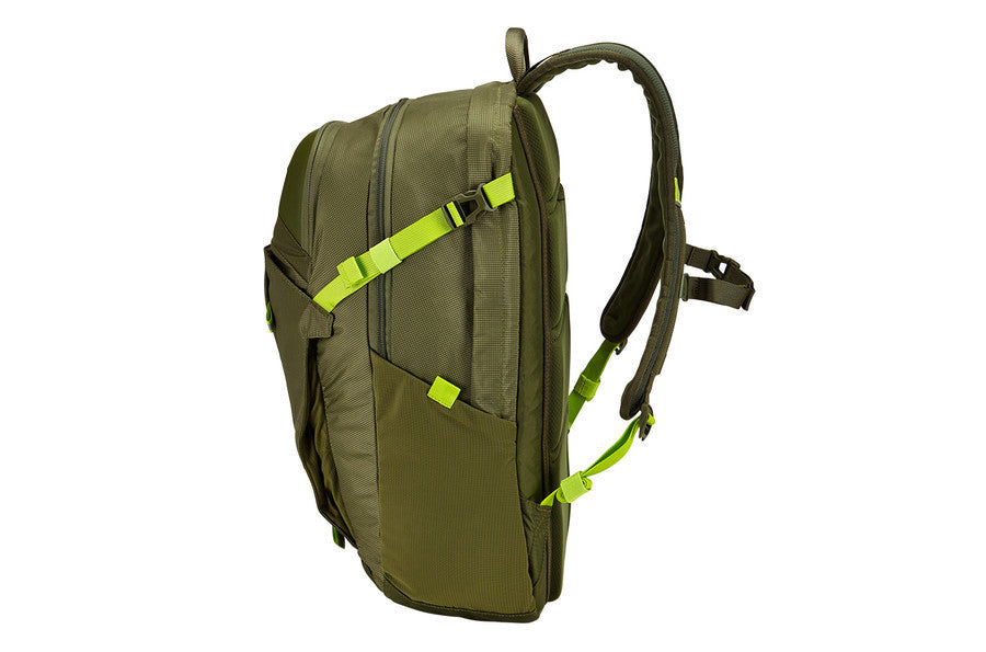 Thule EnRoute Blur 2 Daypack 24L - Lightweight Hiking Backpack with Laptop Sleeve, Water-Resistant Travel Bag for Commuting, Camping & Outdoor Adventures