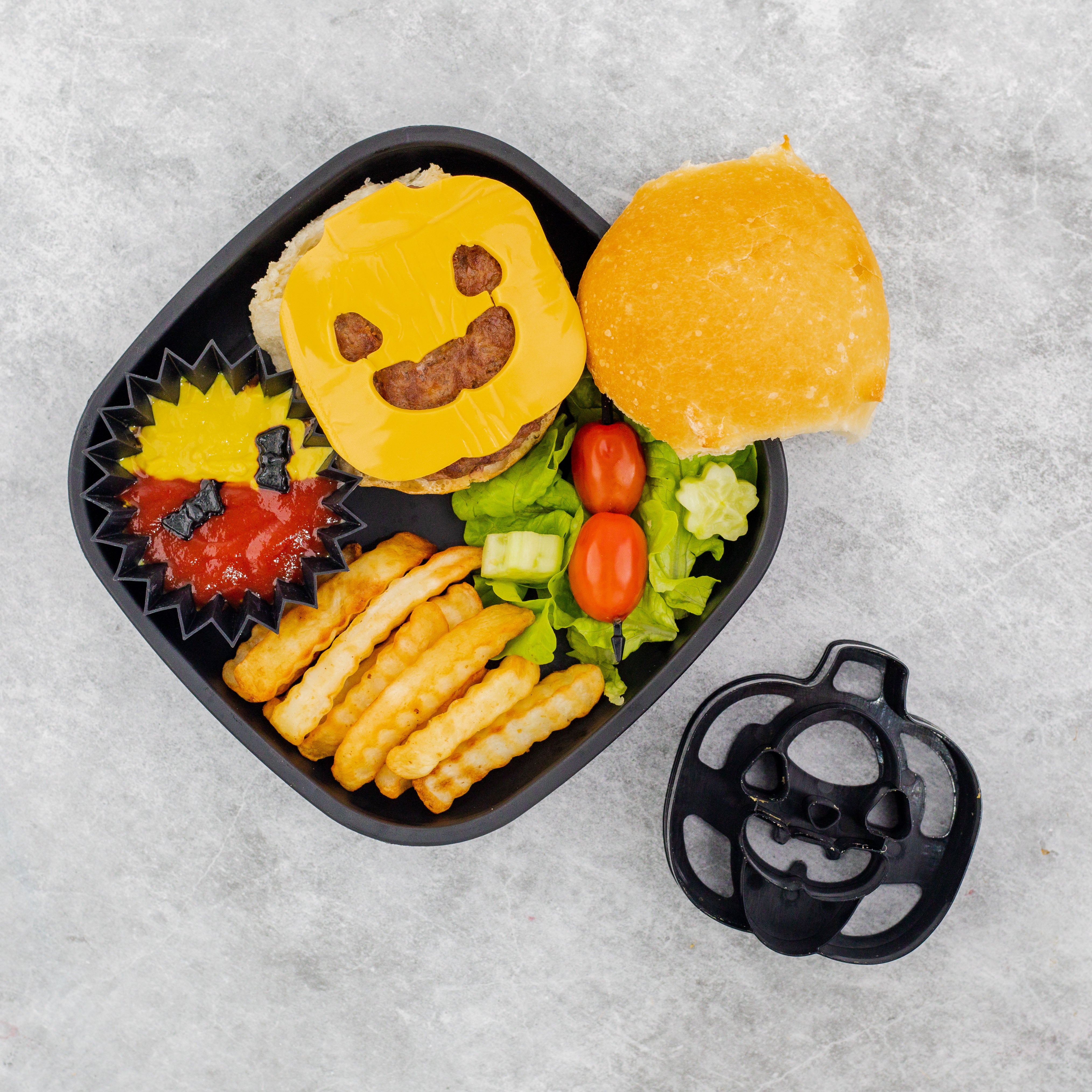 Halloween Sandwich Cutters Set - Fun Lunch Punch Shapes for Kids, Bento Box & Party Food Decorations - Perfect for School Lunches, Halloween Parties & Holiday Snacks