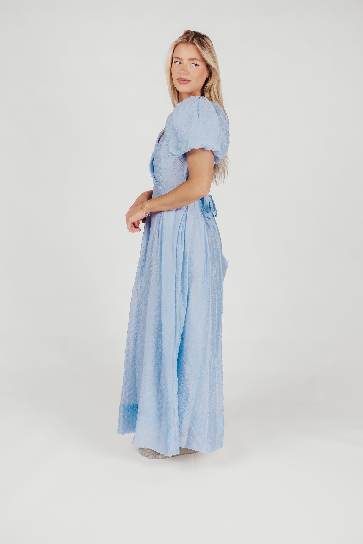 ASTR Linette Jacquard Midi Dress - Floral Print Blue Summer Dress for Women | Perfect for Weddings, Parties & Date Nights