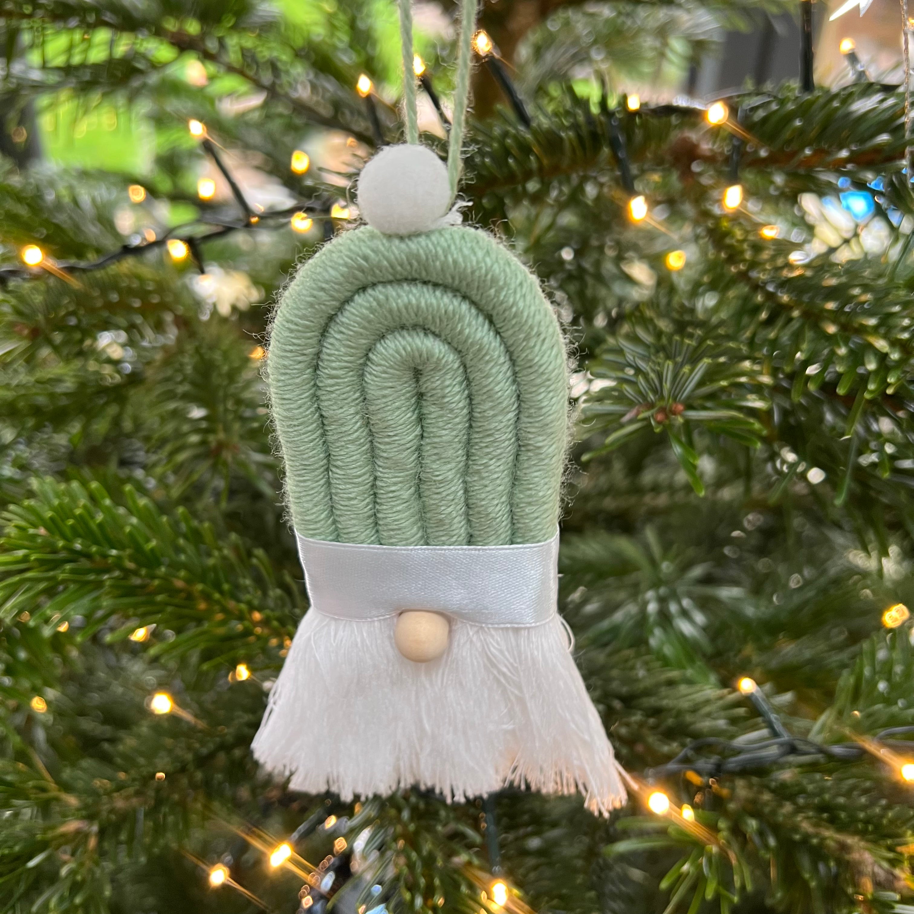 Handmade Macrame Christmas Ornament - Santa Claus Decor for Holiday Tree, Gift & Festive Home Decoration | Perfect for Xmas Parties, Gifts & Seasonal Celebrations